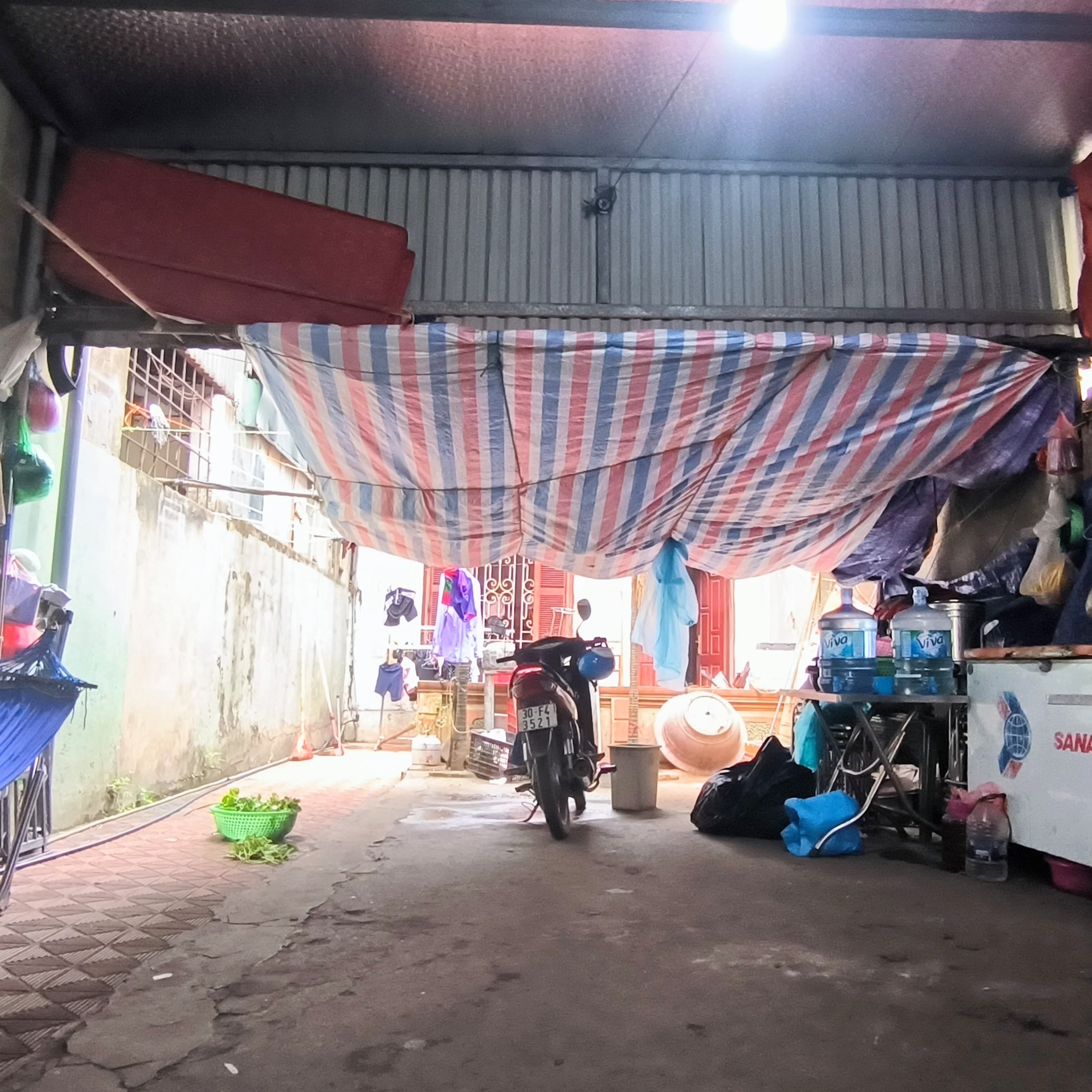 Nhà đất mặt phố, Long Biên, Hà Nội - 135.2m² giá 18.9 tỷ