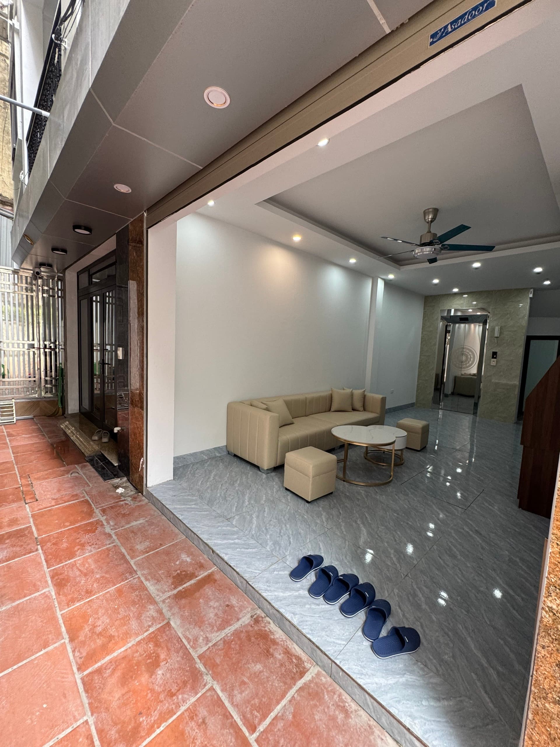Nhà đất mặt phố, Hà Đông, Hà Nội - 33m² giá 9.9 tỷ
