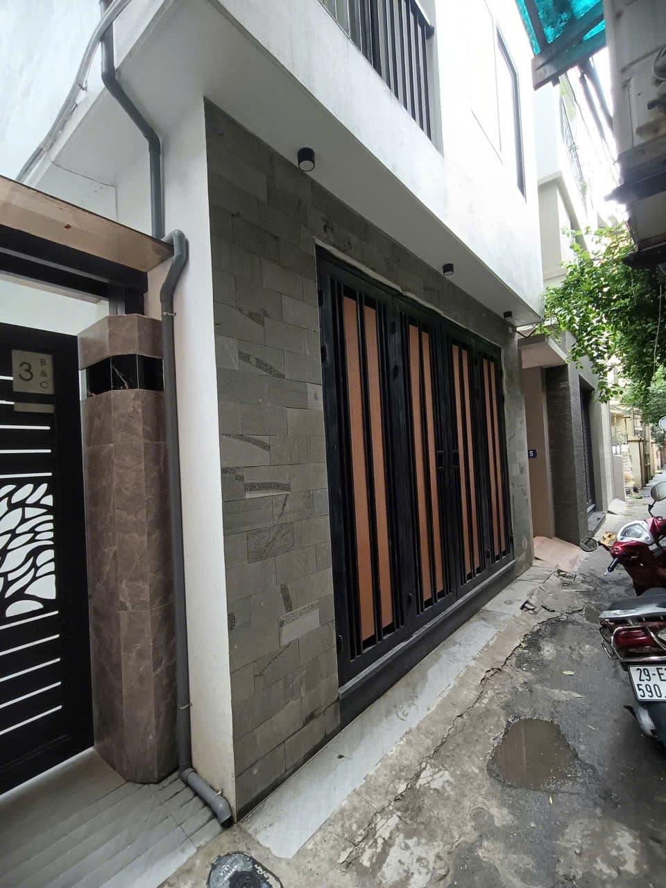 Nhà đất mặt phố, Tây Hồ, Hà Nội - 32m² giá 11.5 tỷ