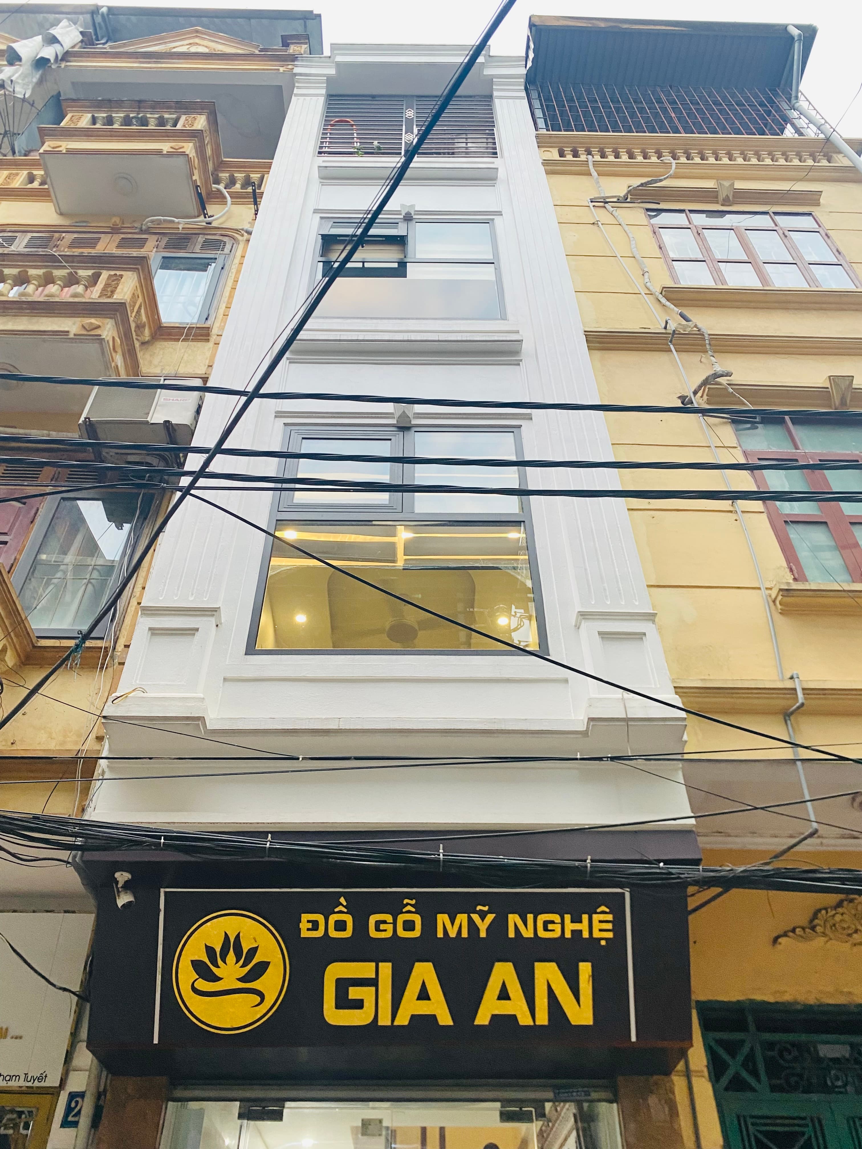 Nhà đất mặt phố, Hoàng Mai, Hà Nội - 12m² giá 6.8 tỷ