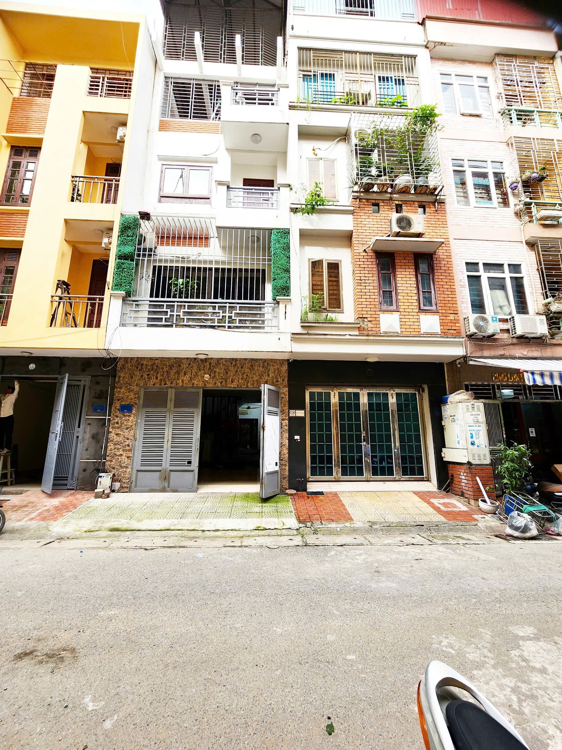 Nhà đất Khu đô thị mới Văn Quán -, - 65m² giá 20.5 tỷ