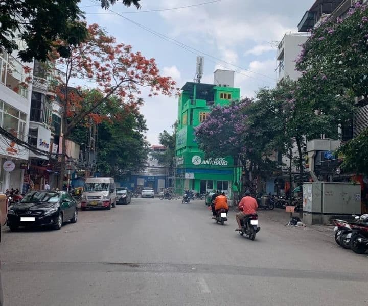 Nhà đất mặt phố, Đống Đa, Hà Nội - 14m² giá 4.6 tỷ