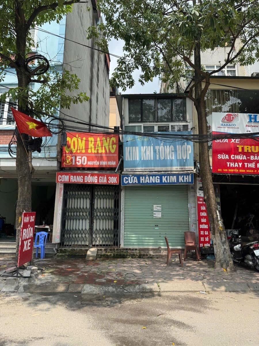Nhà đất mặt phố, Cầu Giấy, Hà Nội - 67m² giá 29.9 tỷ