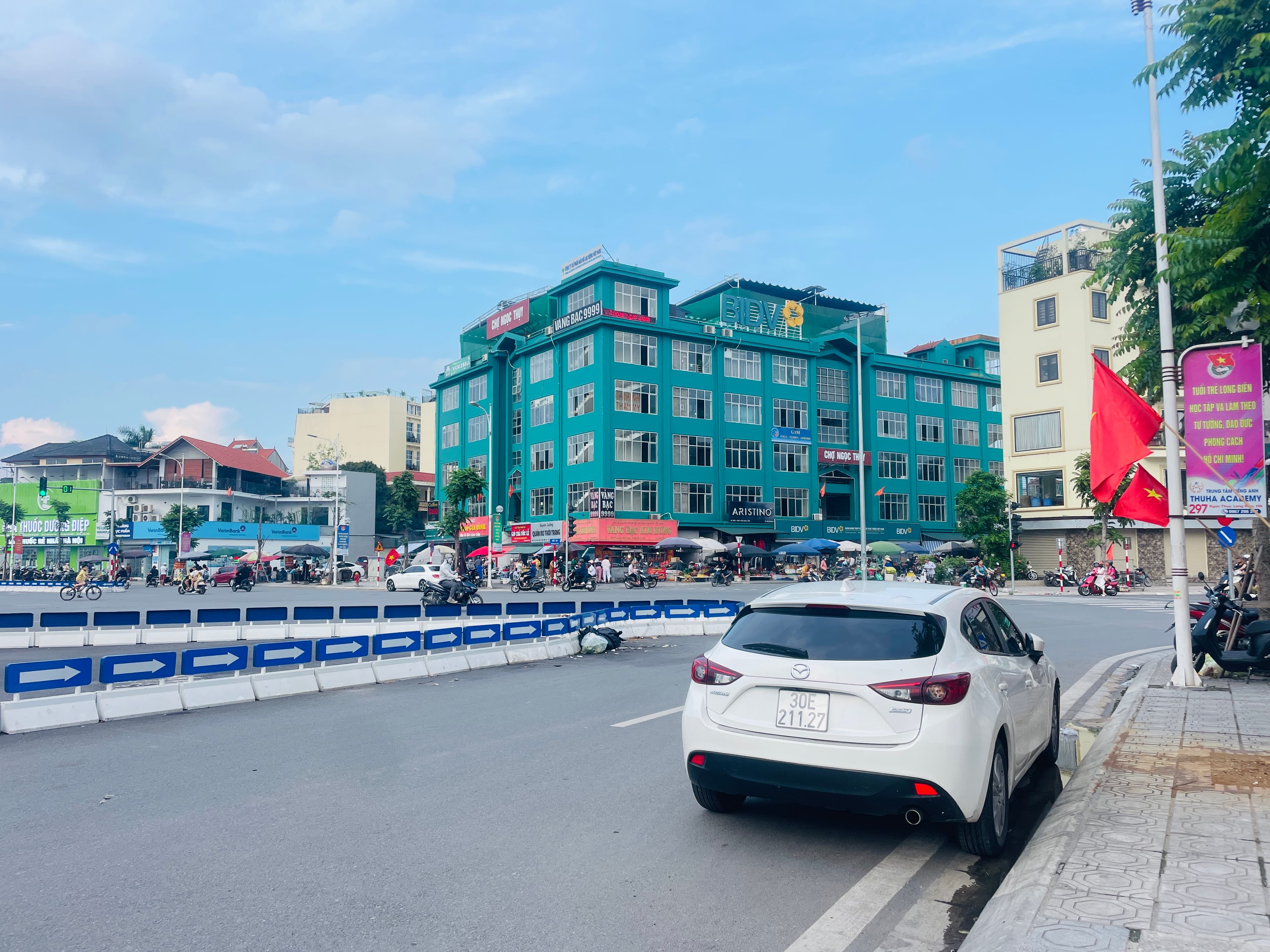 Nhà đất mặt phố, Long Biên, Hà Nội - 297m² giá 50 tỷ