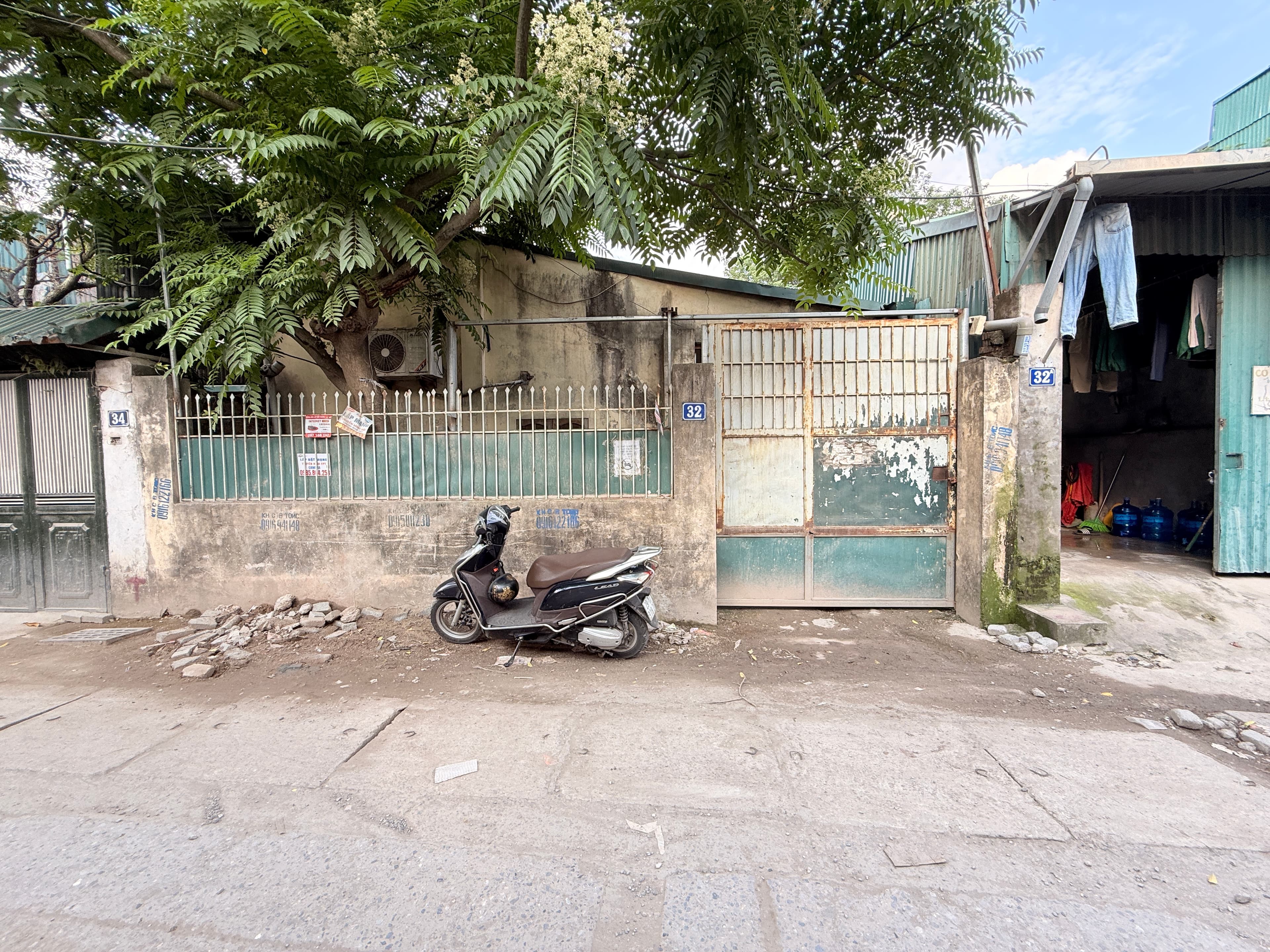 Nhà đất mặt phố, Tây Hồ, Hà Nội - 216m² giá 8 tỷ