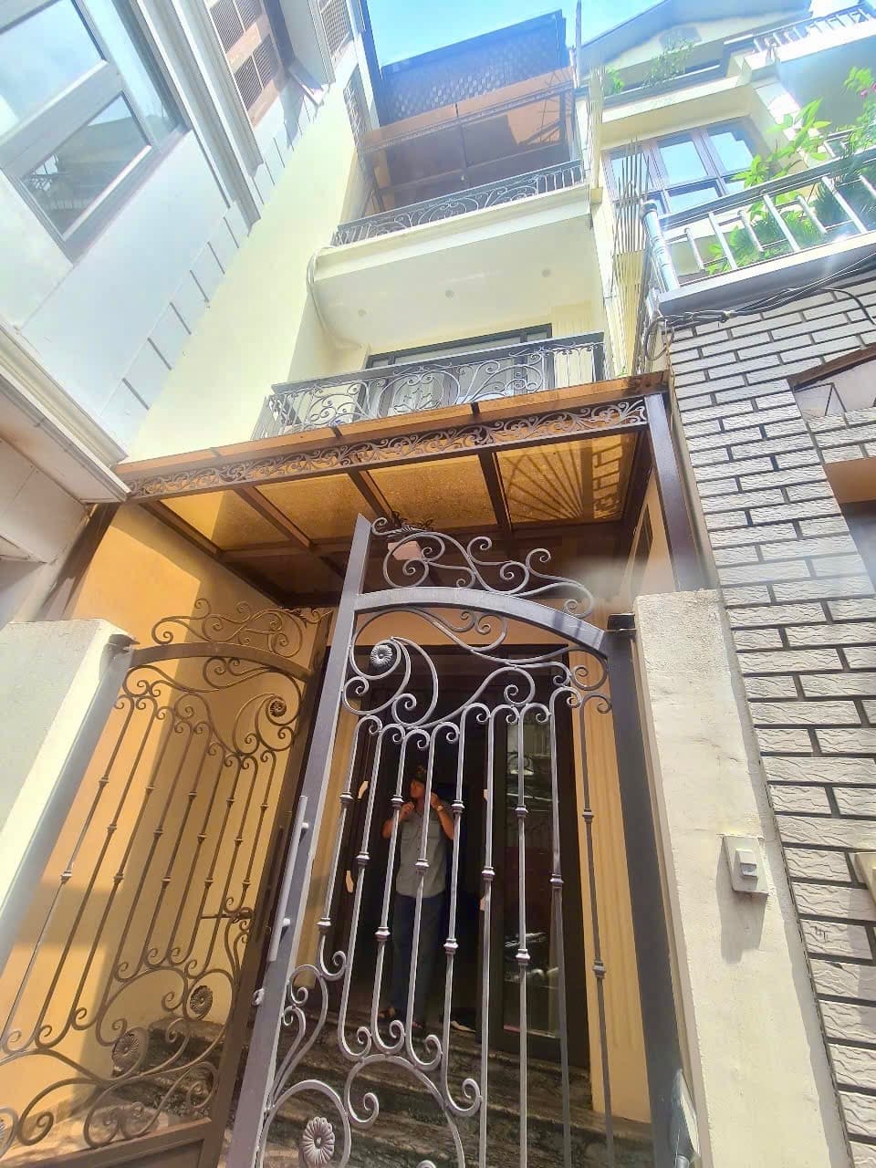 Nhà đất mặt phố, Long Biên, Hà Nội - 71m² giá 13 tỷ