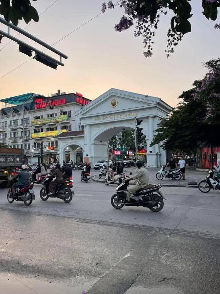 Nhà đất mặt phố, Hà Đông, Hà Nội - 75m² giá 15.8 tỷ