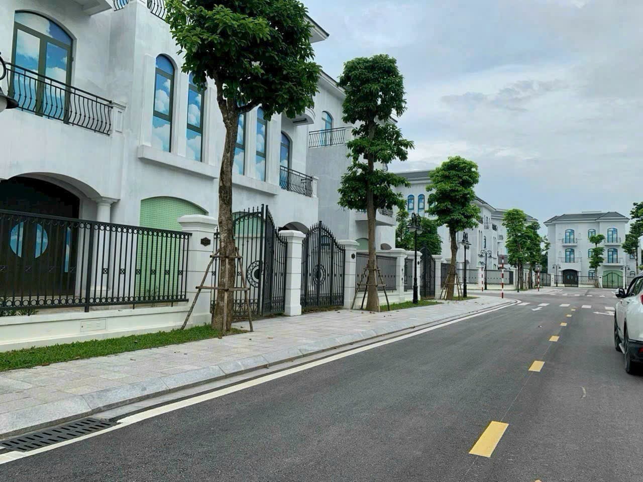 Nhà đất Vinhomes Star City - 18, m² giá 16.3 tỷ