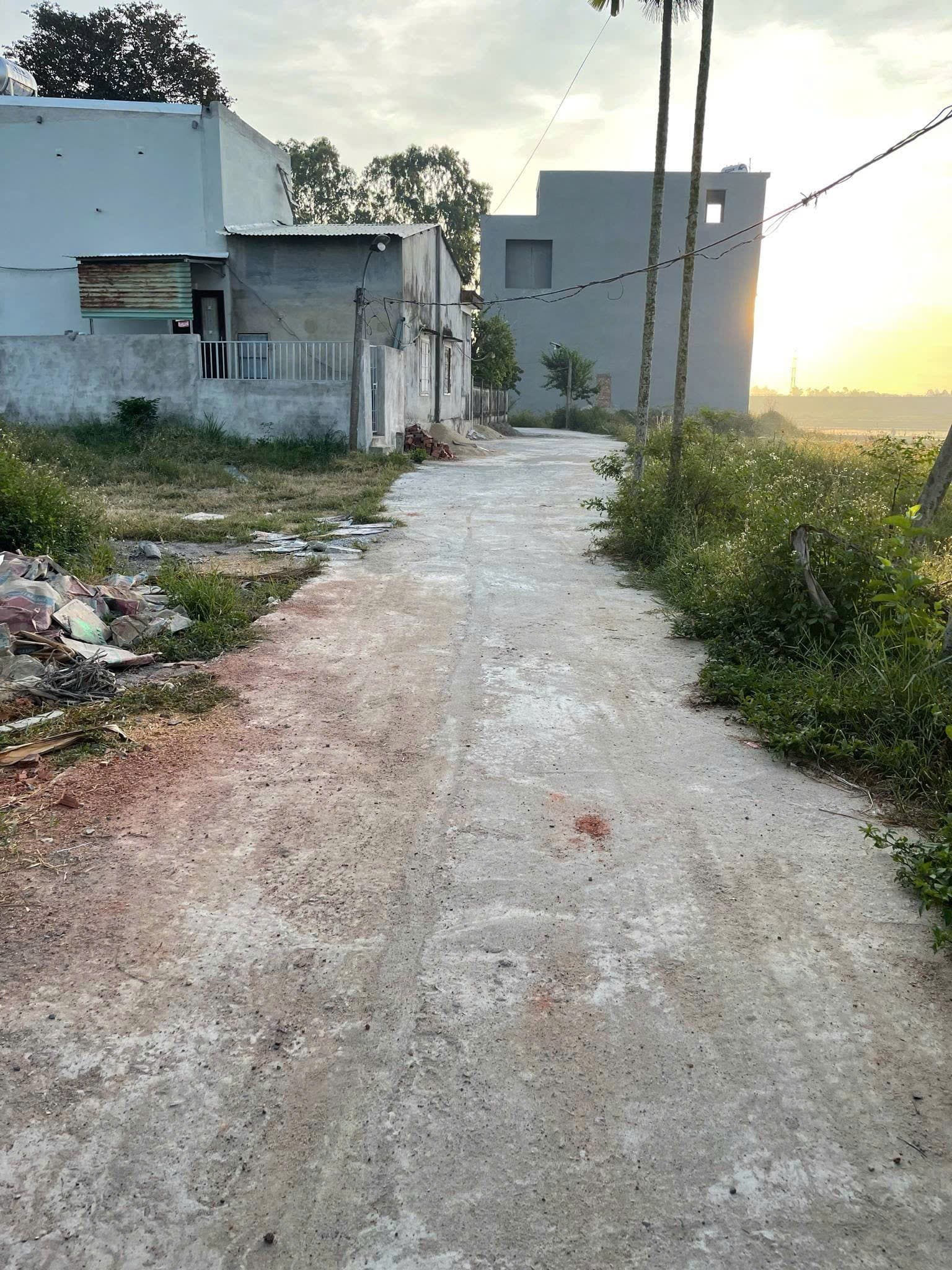 Nhà đất mặt phố Hòa Vang, Đà Nẵng - 2, 0m² giá 2.95 tỷ