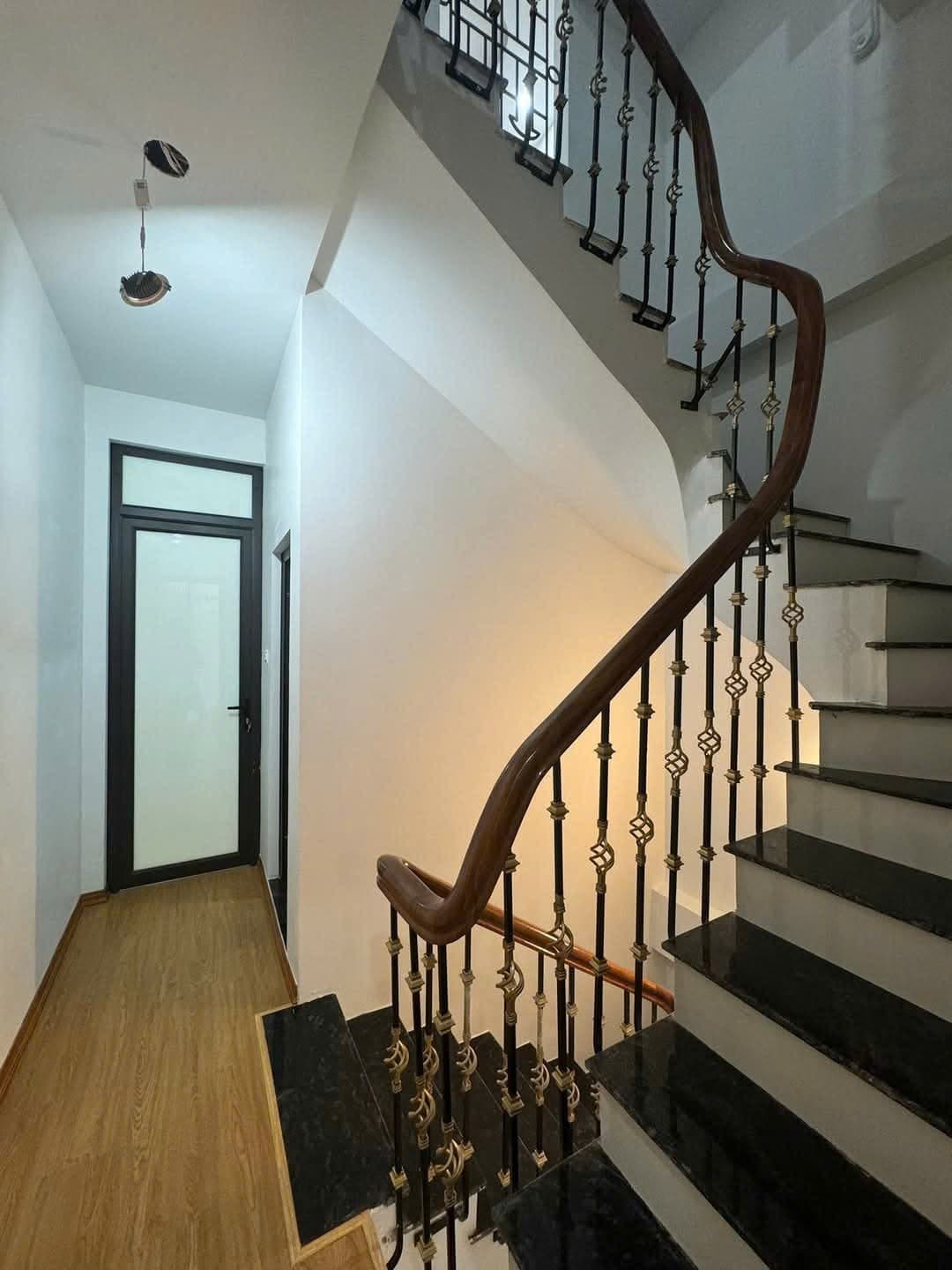 Nhà đất mặt phố, Thanh Xuân, Hà Nội - 46m² giá 14.8 tỷ