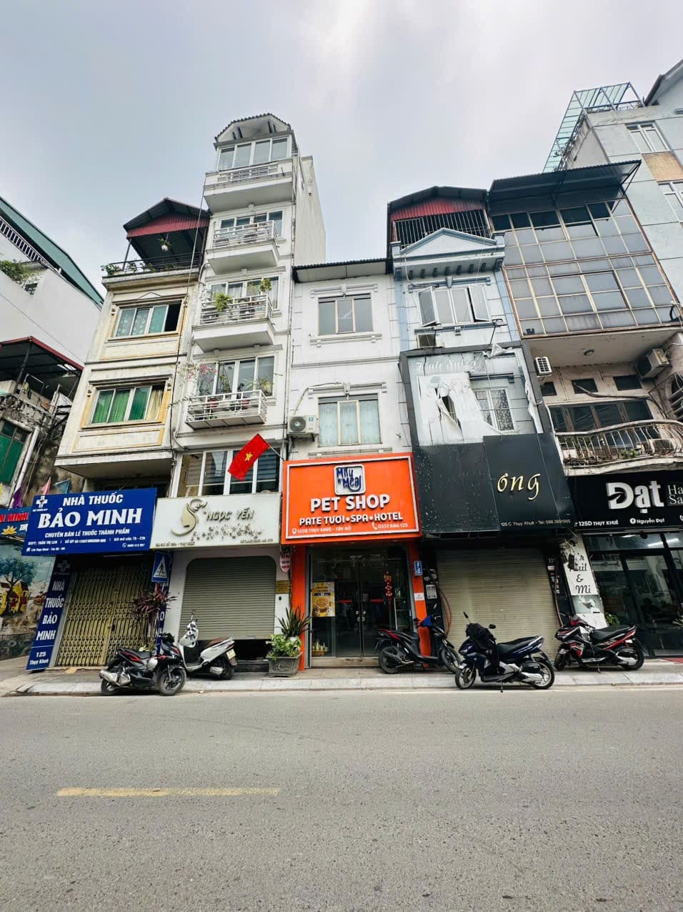 Nhà đất mặt phố, Tây Hồ, Hà Nội - 20m² giá 10.8 tỷ