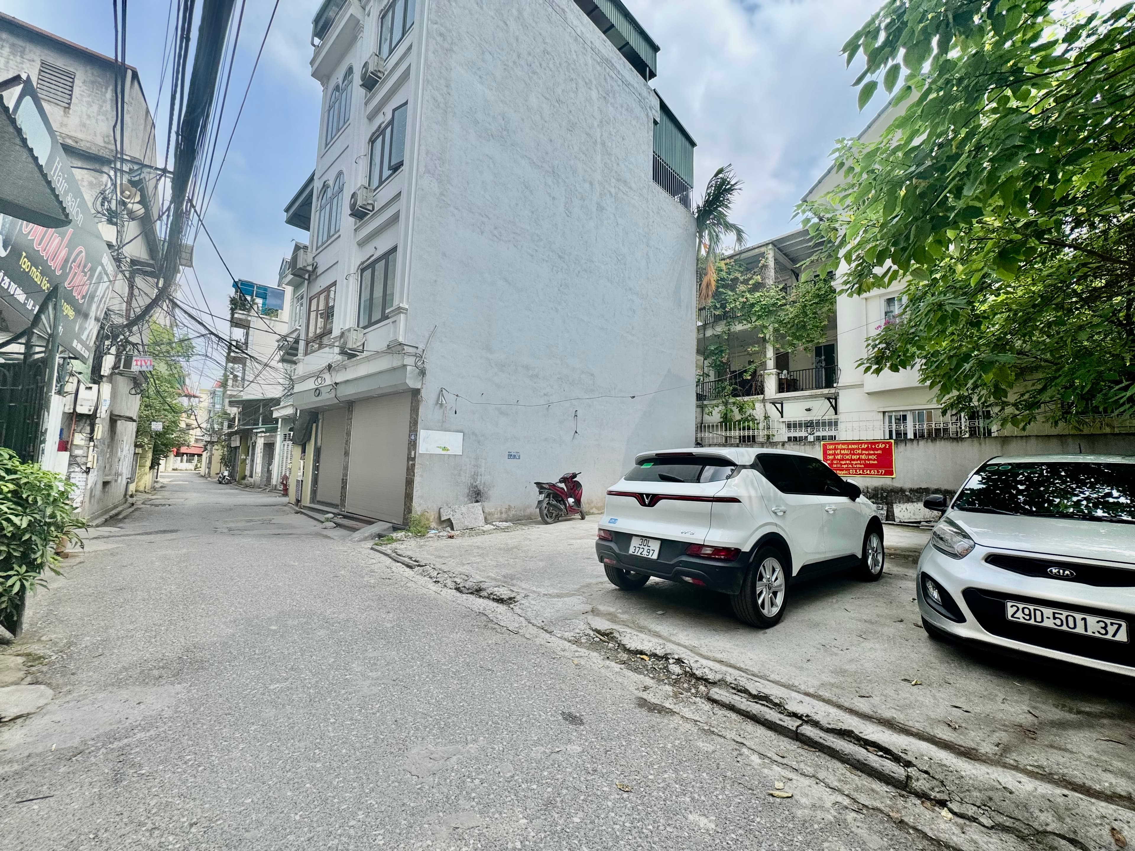 Nhà đất mặt phố, Long Biên, Hà Nội - 105m² giá 33.6 tỷ