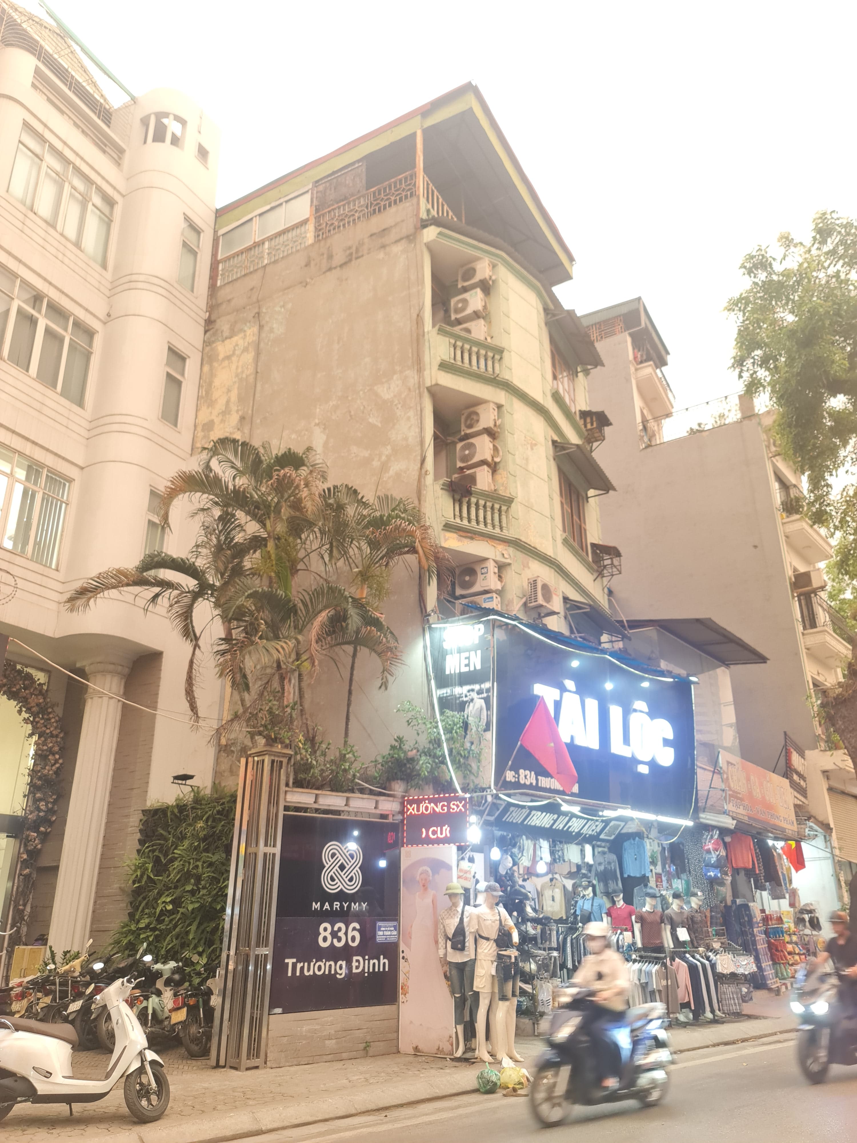 Nhà đất mặt phố, Hoàng Mai, Hà Nội - 158m² giá 56.8 tỷ