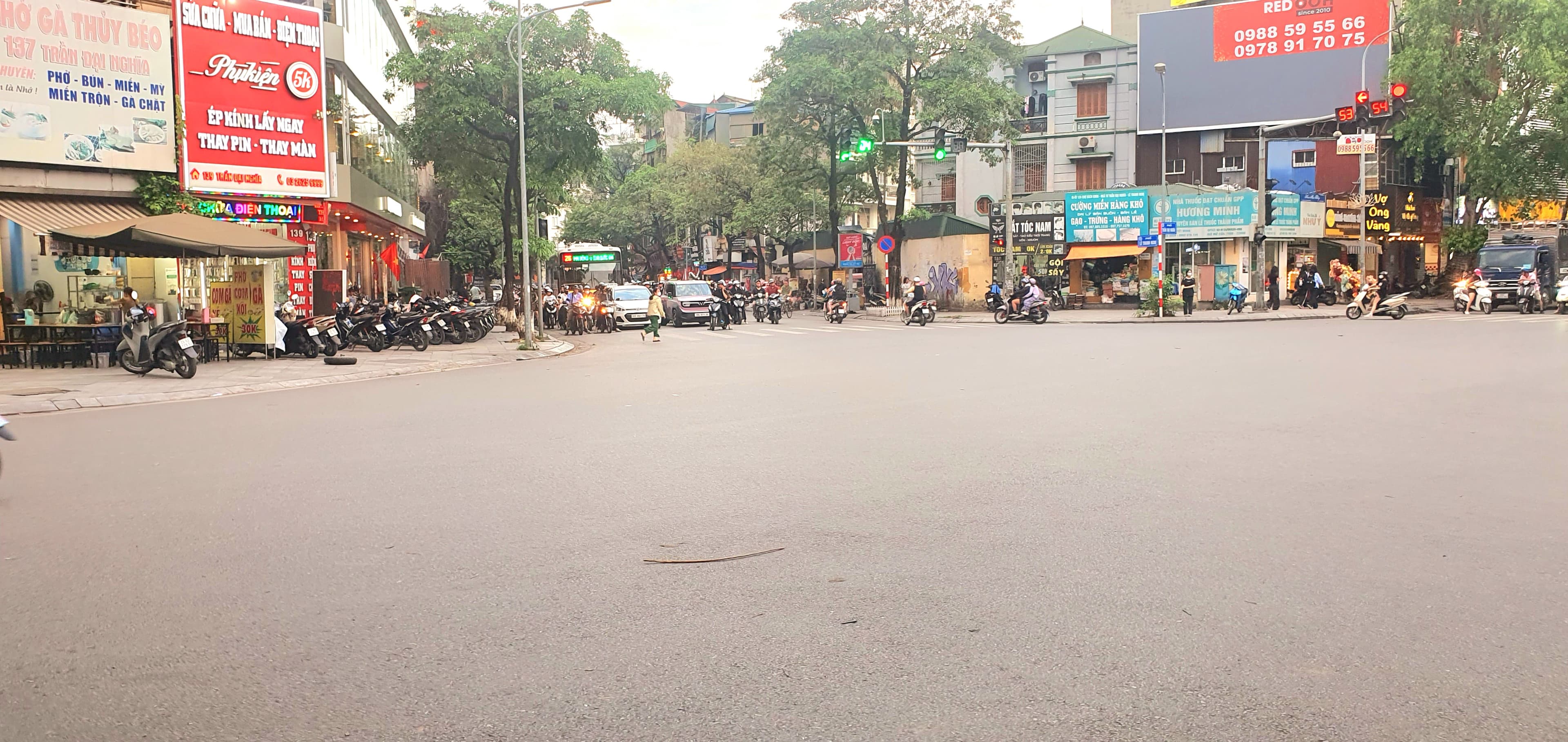 Nhà đất mặt phố, Hai Bà Trưng, Hà Nội - 80m² giá 48 tỷ