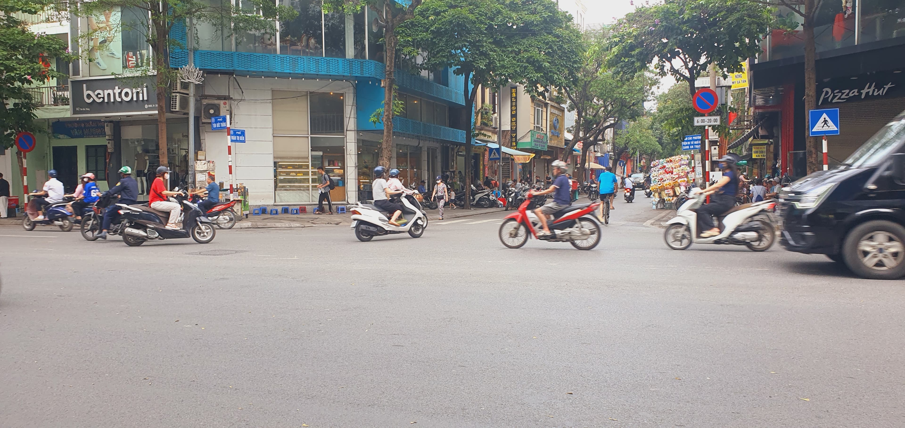 Nhà đất mặt phố, Đống Đa, Hà Nội - 160m² giá 116 tỷ