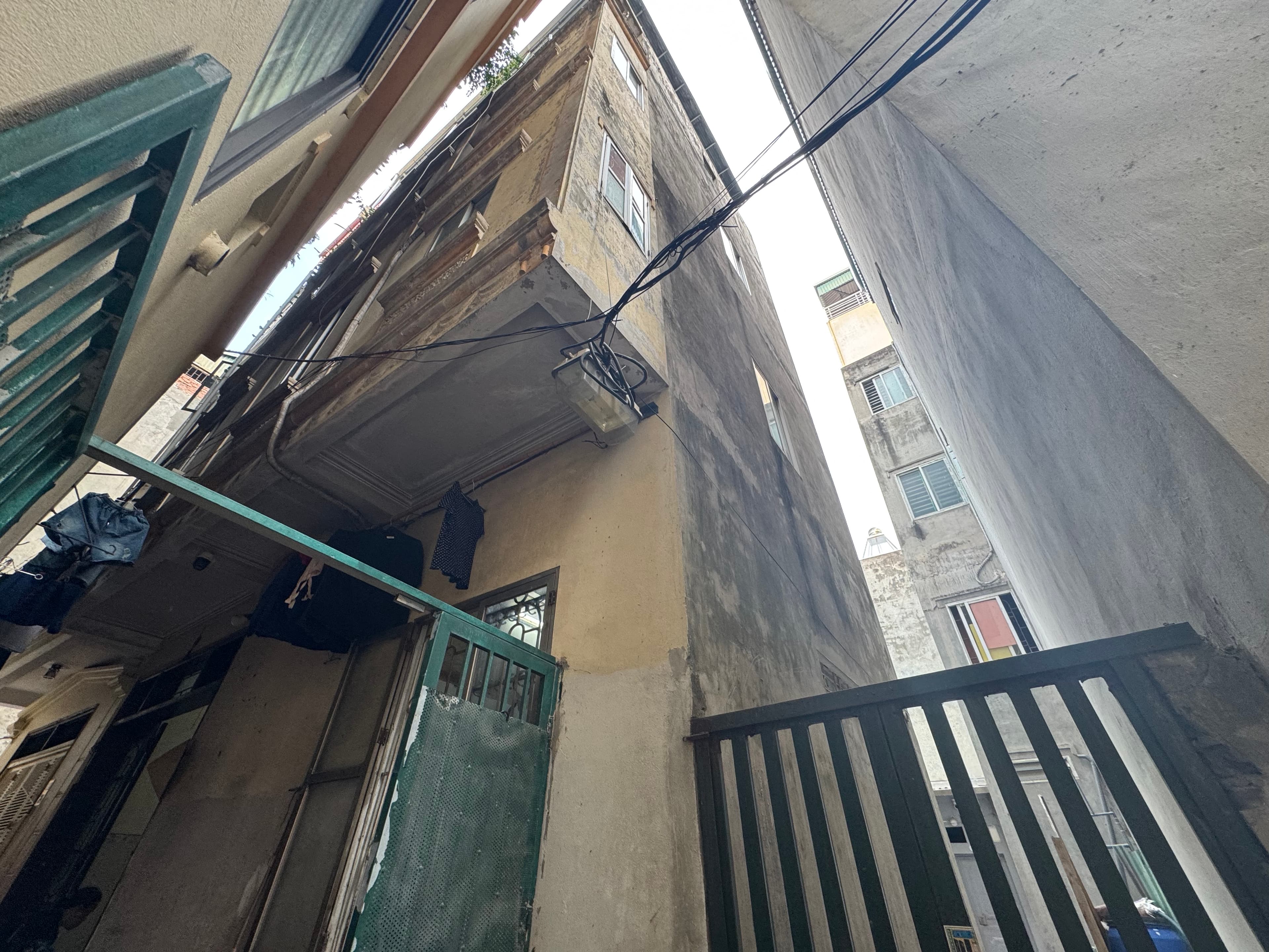 Nhà đất mặt phố, Hoàng Mai, Hà Nội - 112m² giá 12.6 tỷ