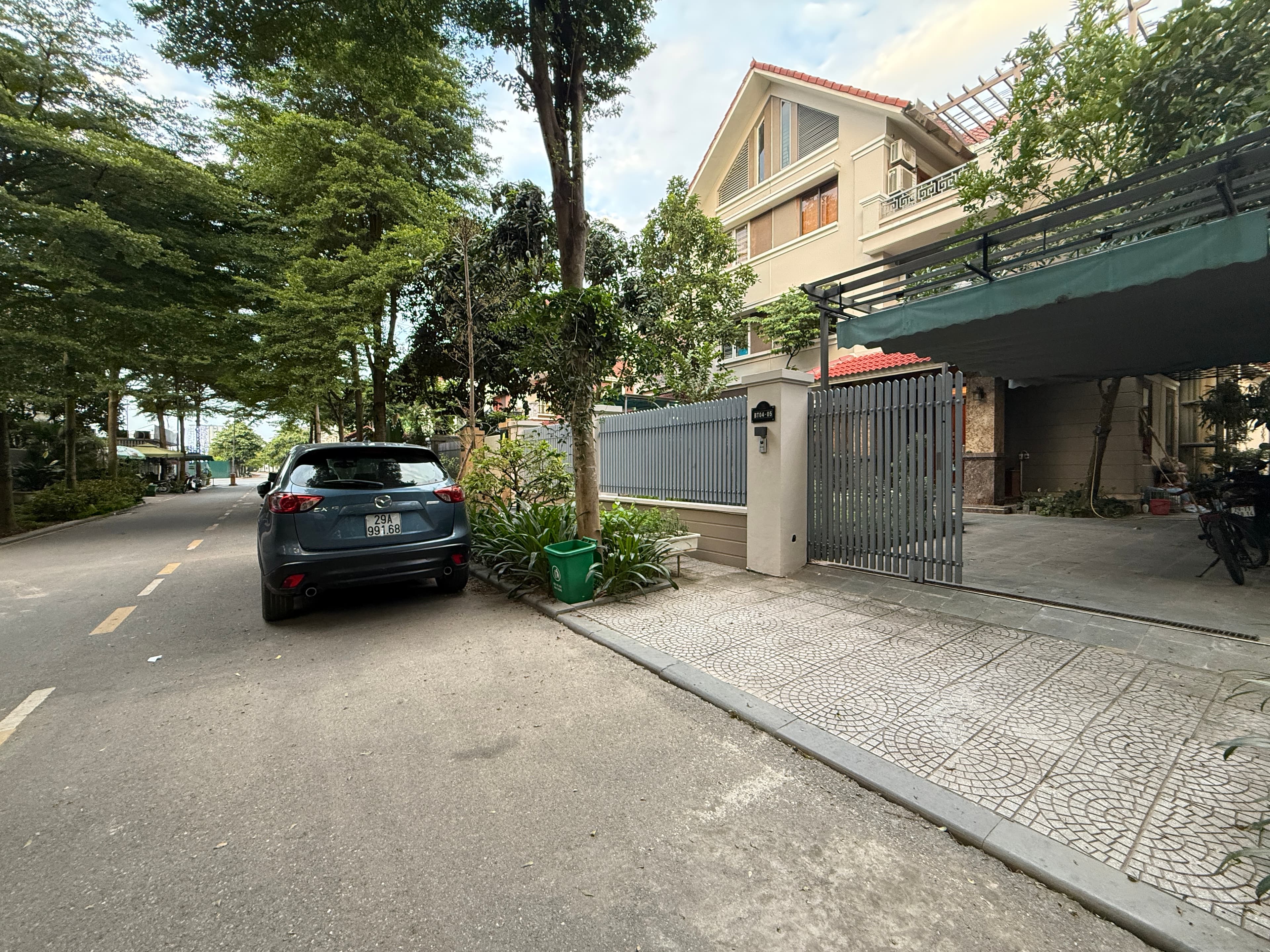 Nhà đất mặt phố, Hà Đông, Hà Nội - 291m² giá 72 tỷ
