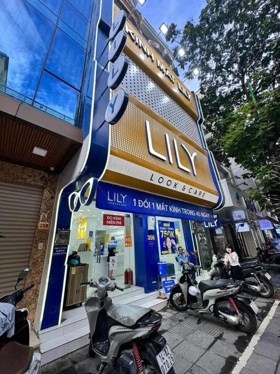 Nhà đất mặt phố, Cầu Giấy, Hà Nội - 40m² giá 32 tỷ