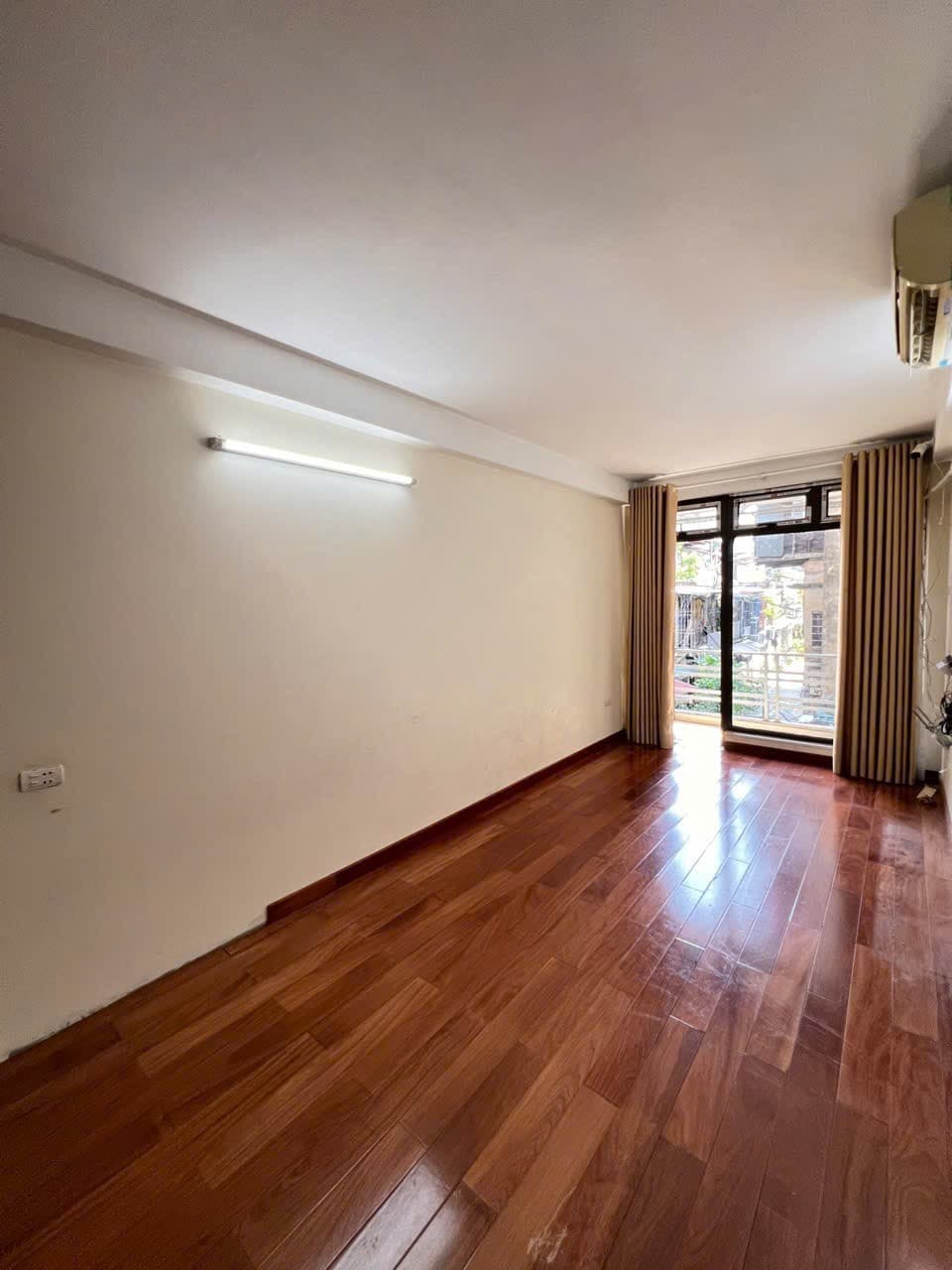 Nhà đất mặt phố, Thanh Xuân, Hà Nội - 32m² giá 7.98 tỷ