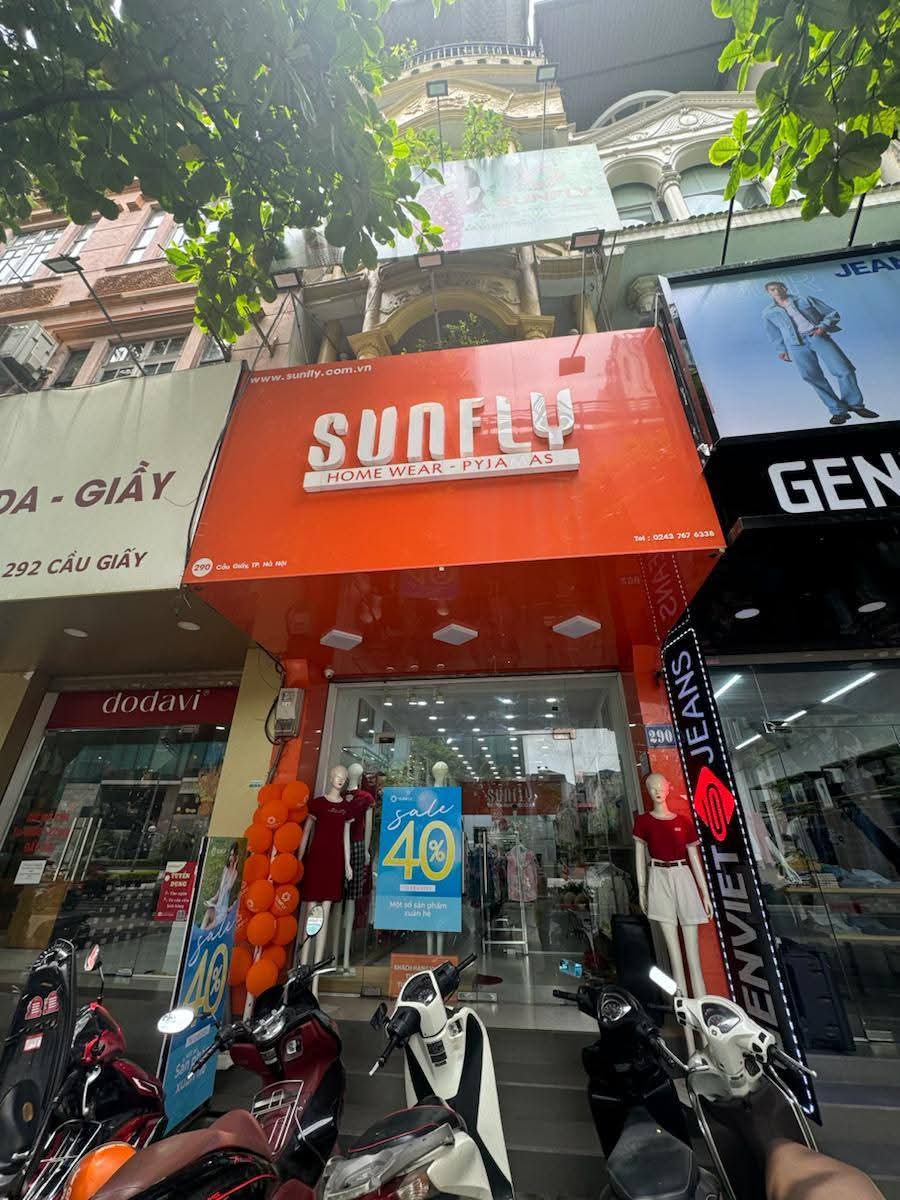 Nhà đất mặt phố, Cầu Giấy, Hà Nội - 160m² giá 110 tỷ