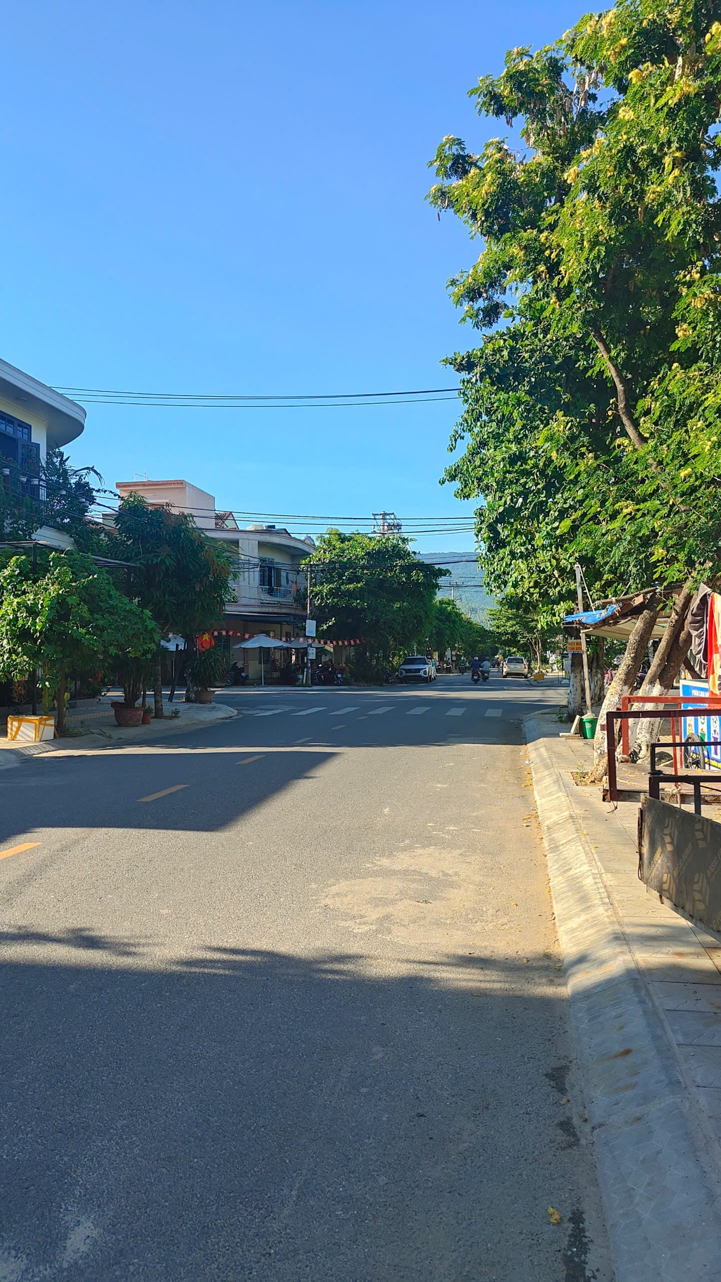 Nhà đất mặt phố, Sơn Trà, Đà Nẵng - 90m² giá 11 tỷ