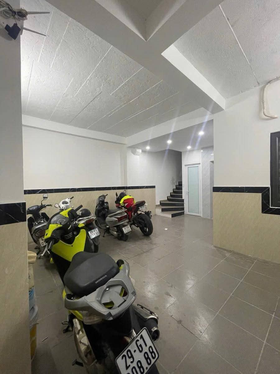 Nhà đất mặt phố, Thanh Xuân, Hà Nội - 56m² giá 11.9 tỷ