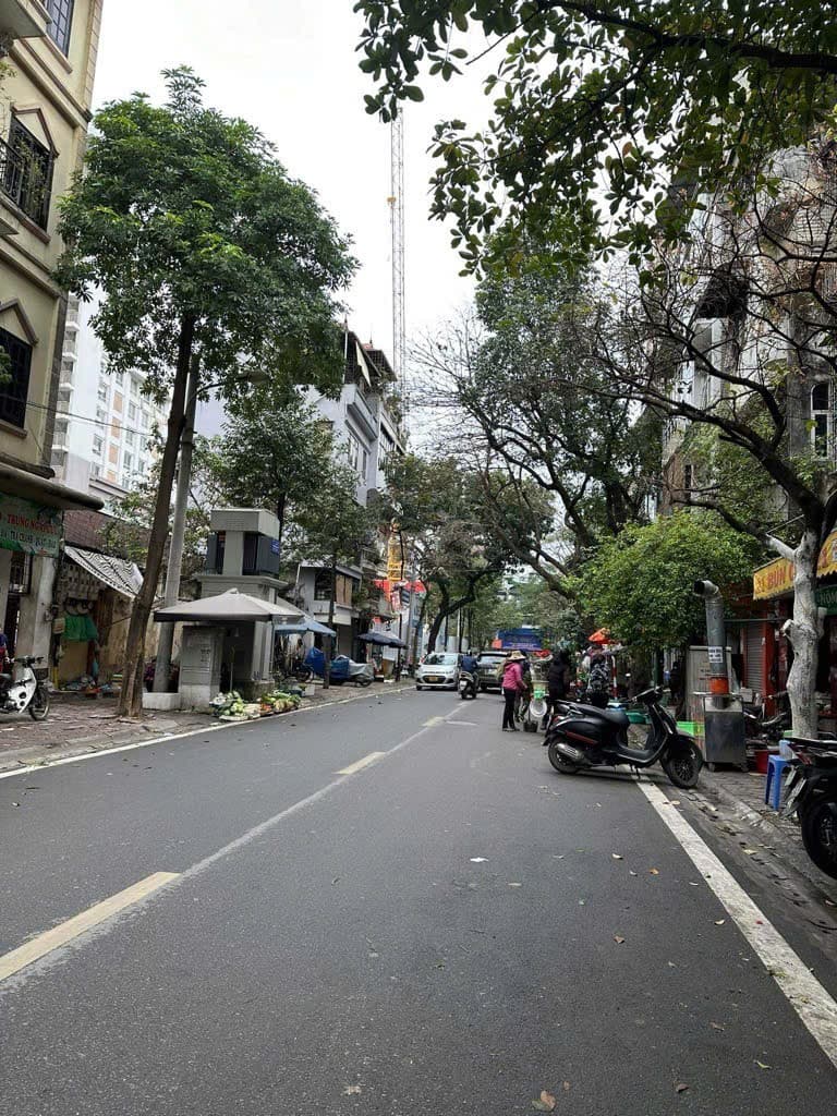 Nhà đất mặt phố, Đống Đa, Hà Nội - 150m² giá 31 tỷ