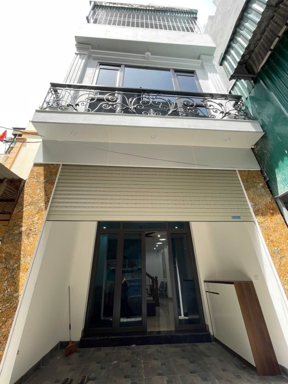 Nhà đất mặt phố, Hoàng Mai, Hà Nội - 45m² giá 7.25 tỷ