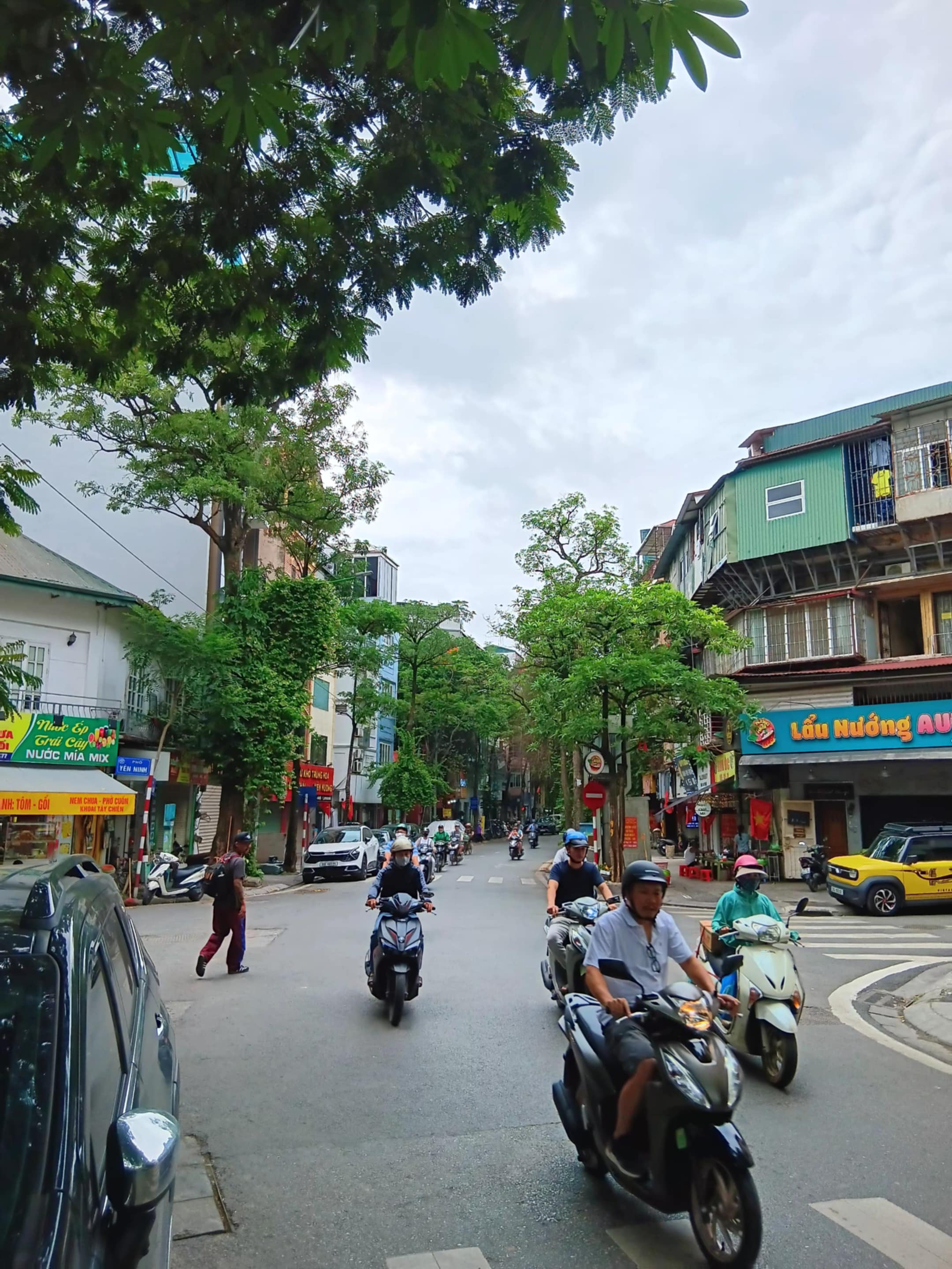 Nhà đất mặt phố, Ba Đình, Hà Nội - 38m² giá 24.5 tỷ