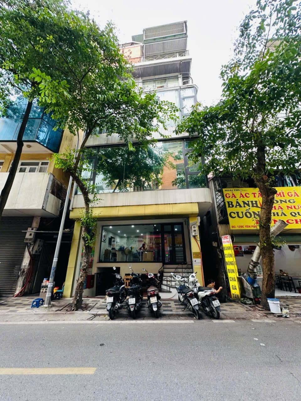 Nhà đất mặt phố, Tây Hồ, Hà Nội - 42m² giá 28 tỷ