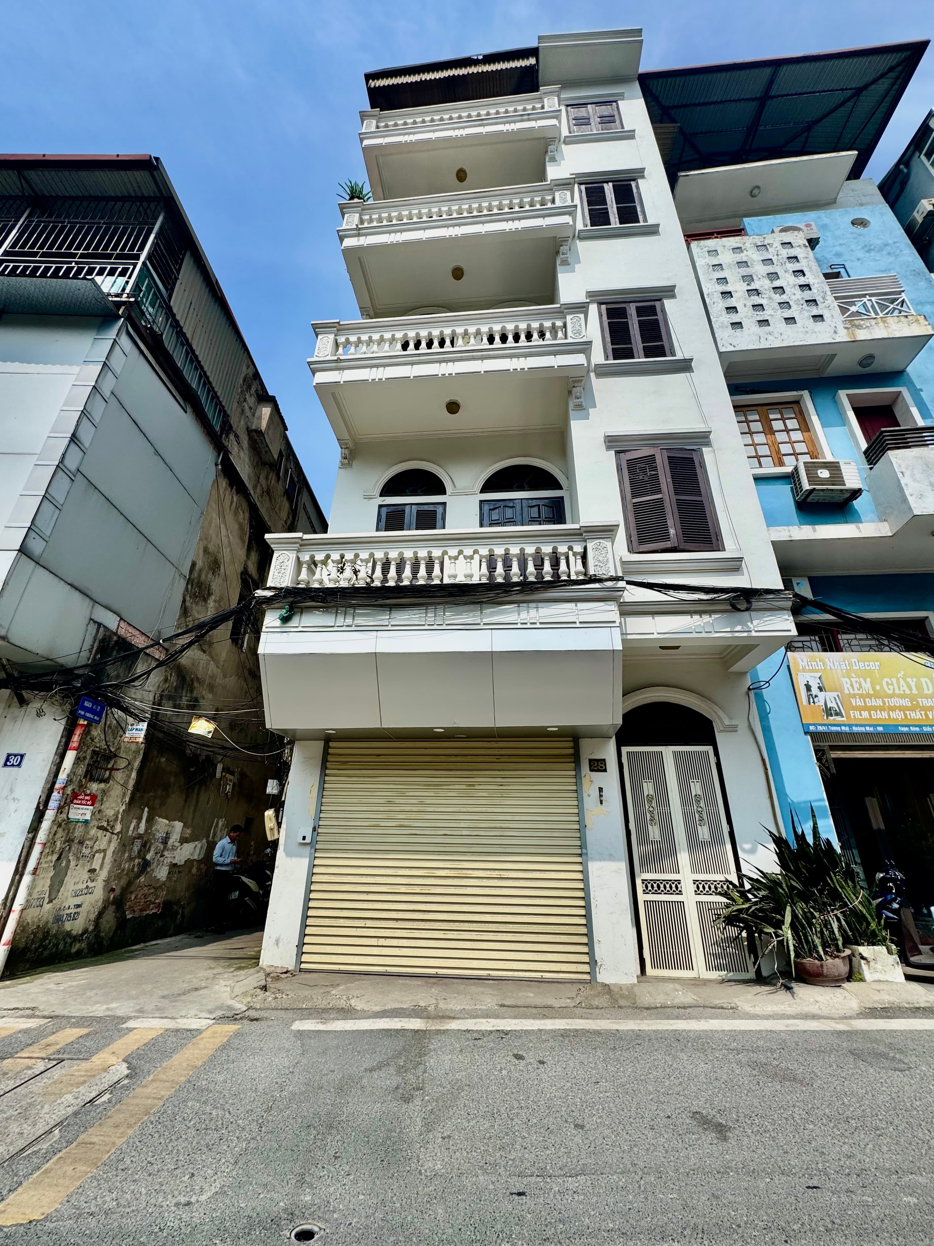 Nhà đất mặt phố, Hoàng Mai, Hà Nội - 42m² giá 16.5 tỷ