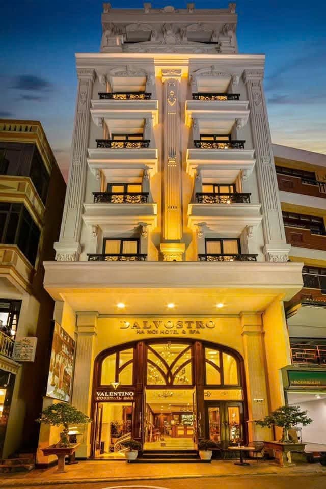 Nhà đất mặt phố, Hoàn Kiếm, Hà Nội - 132m² giá 420 tỷ