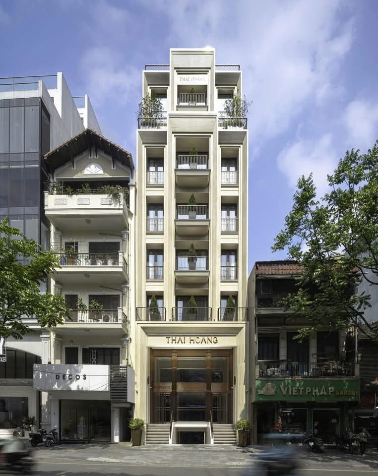 Nhà đất mặt phố, Hoàn Kiếm, Hà Nội - 293.3m² giá 735 tỷ