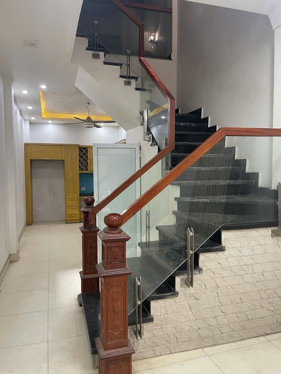 Nhà đất mặt phố, Nam Từ Liêm, Hà Nội - 42m² giá 8.8 tỷ