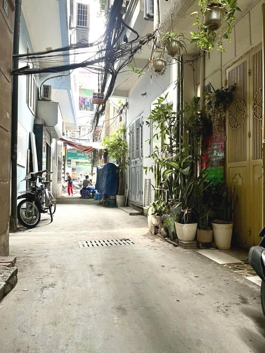 Nhà đất mặt phố, Đống Đa, Hà Nội - 62m² giá 10.7 tỷ