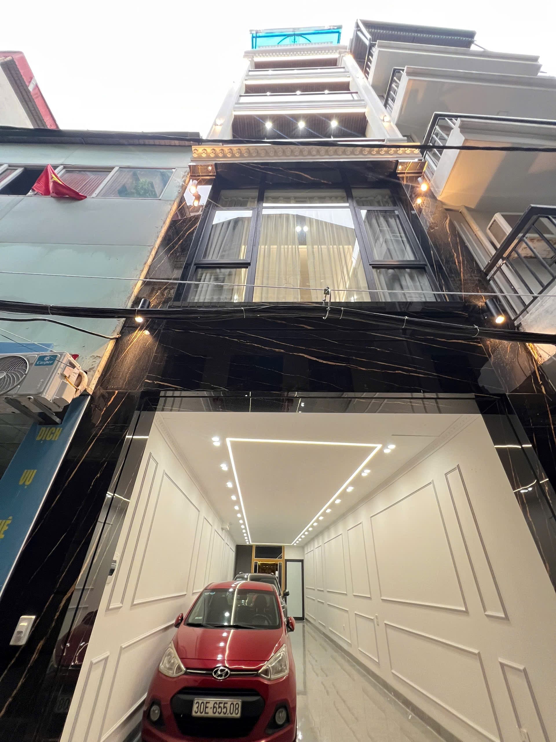 Nhà đất mặt phố, Long Biên, Hà Nội - 80m² giá 27.2 tỷ