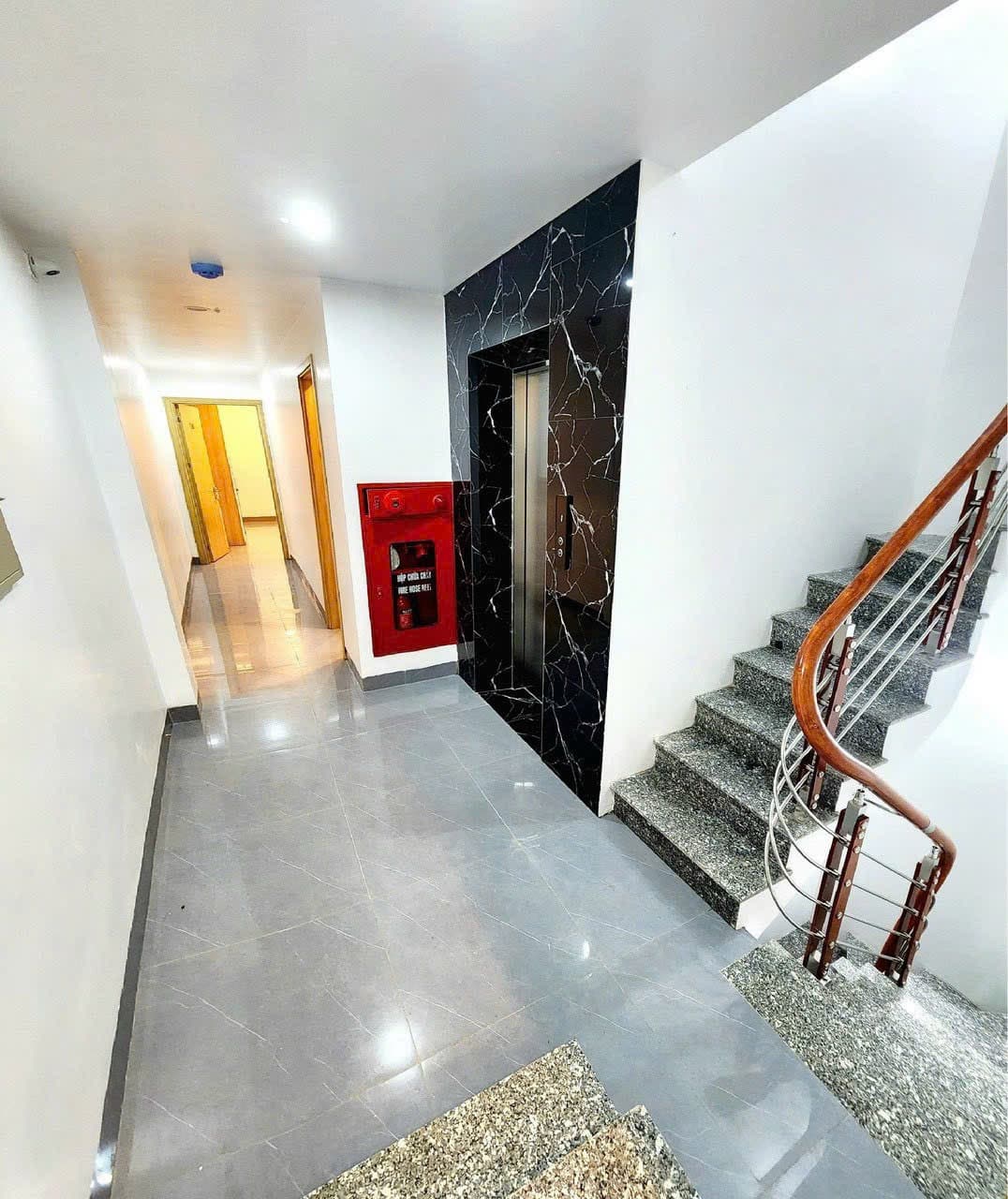 Nhà đất mặt phố, Cầu Giấy, Hà Nội - 64m² giá 18.2 tỷ