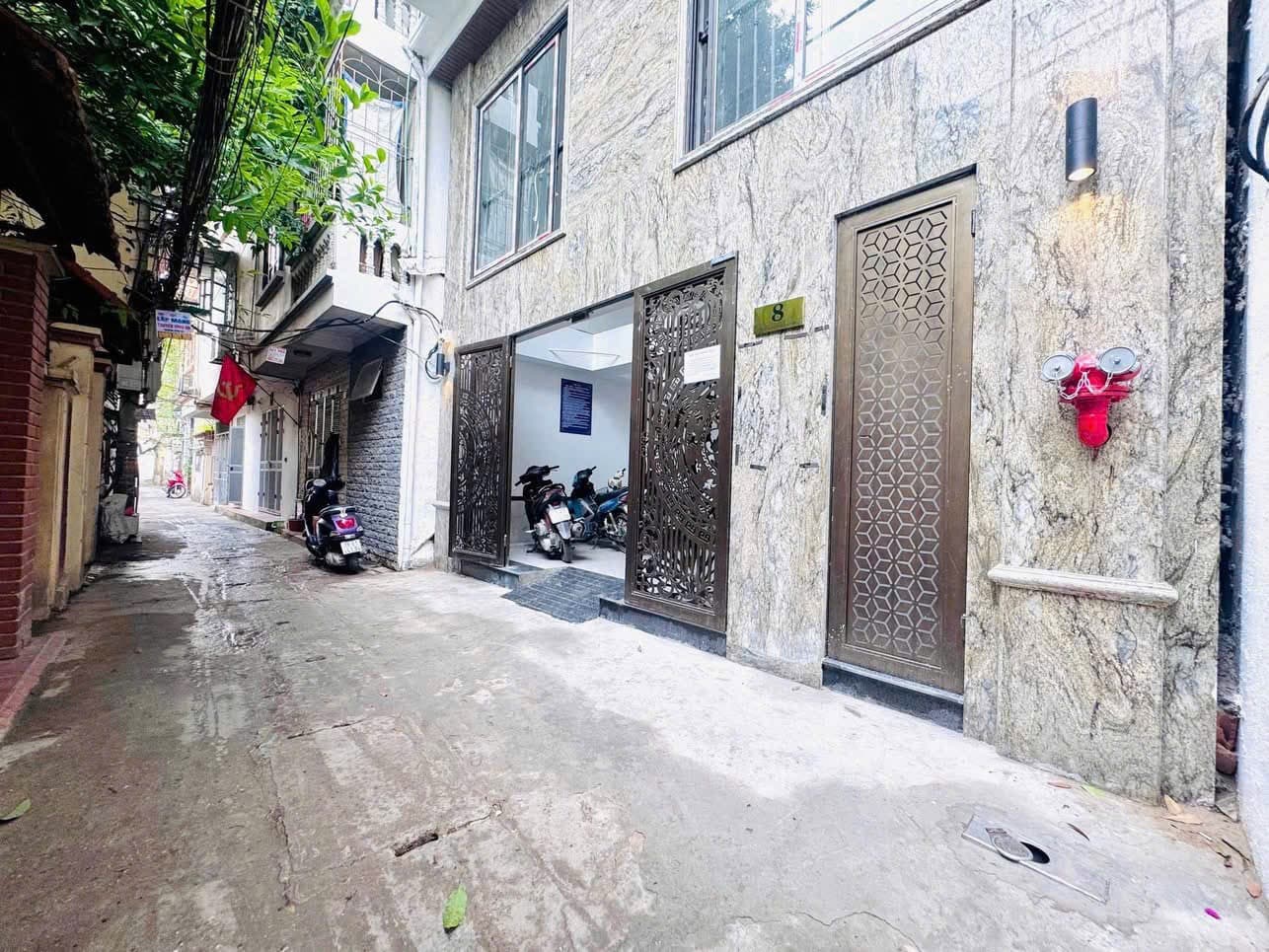 Nhà đất mặt phố, Hoàng Mai, Hà Nội - 68m² giá 21 tỷ