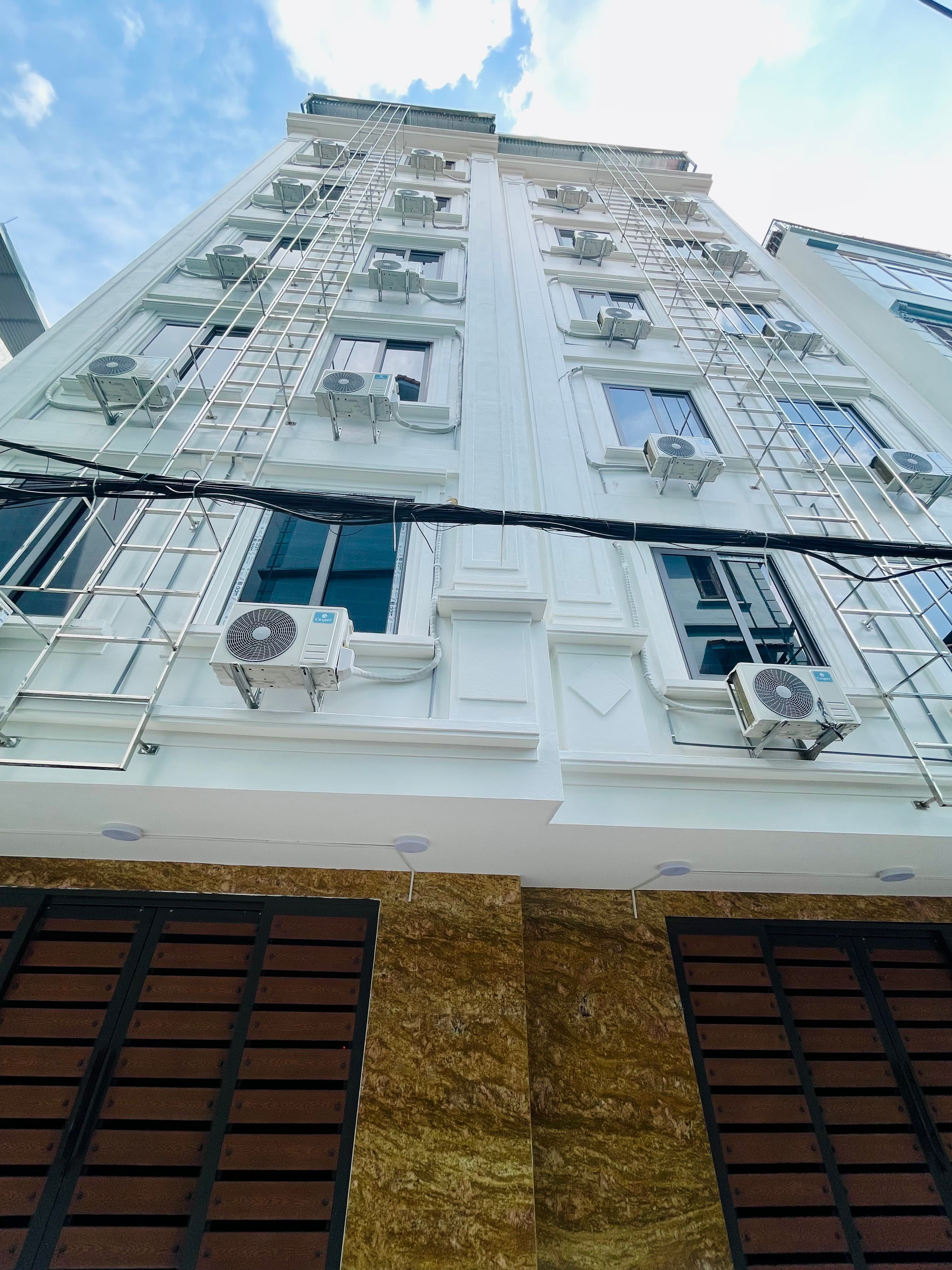 Nhà đất mặt phố, Hoàng Mai, Hà Nội - 83m² giá 24 tỷ