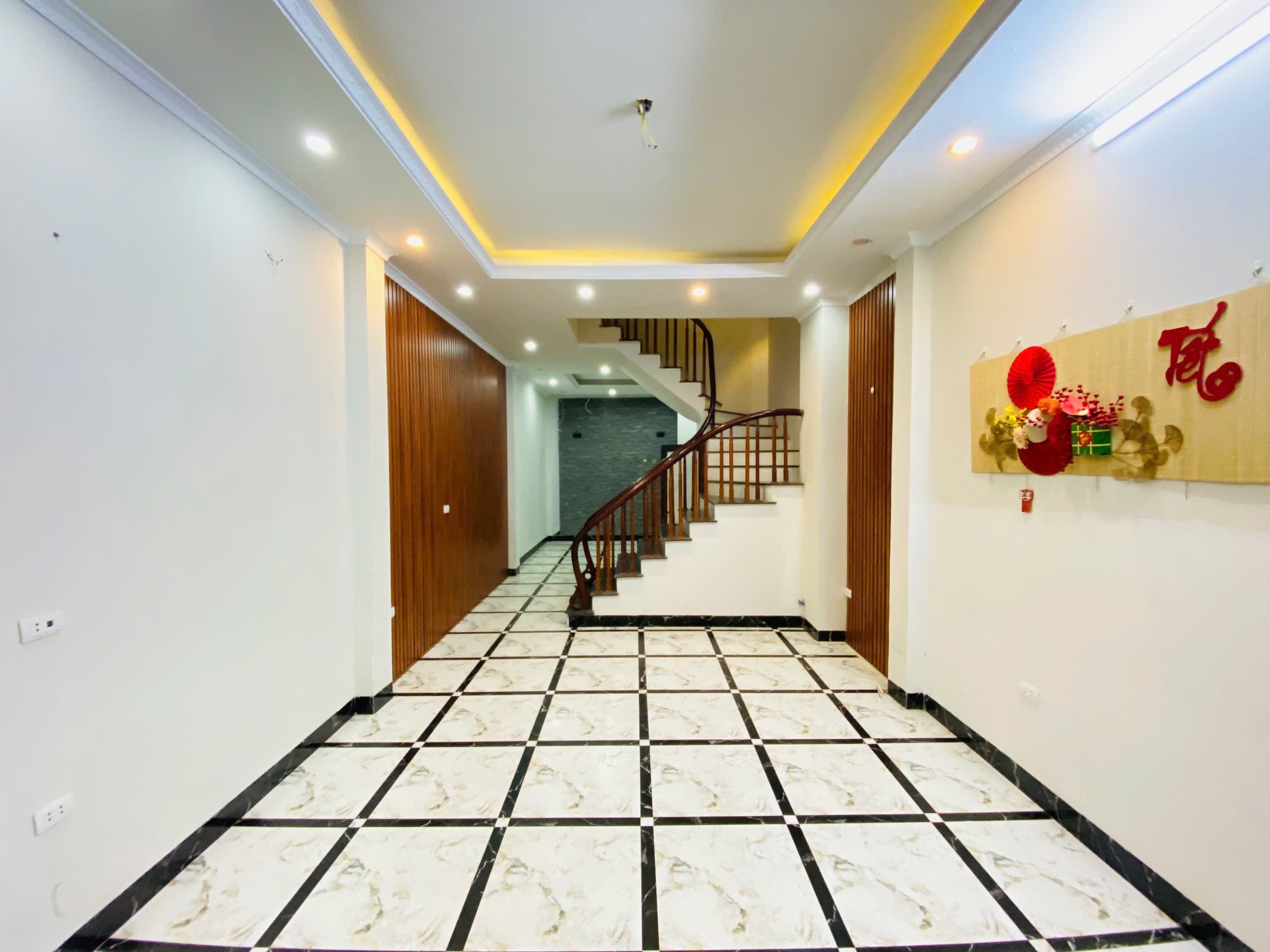 Nhà đất mặt phố, Hoàng Mai, Hà Nội - 59m² giá 12.5 tỷ