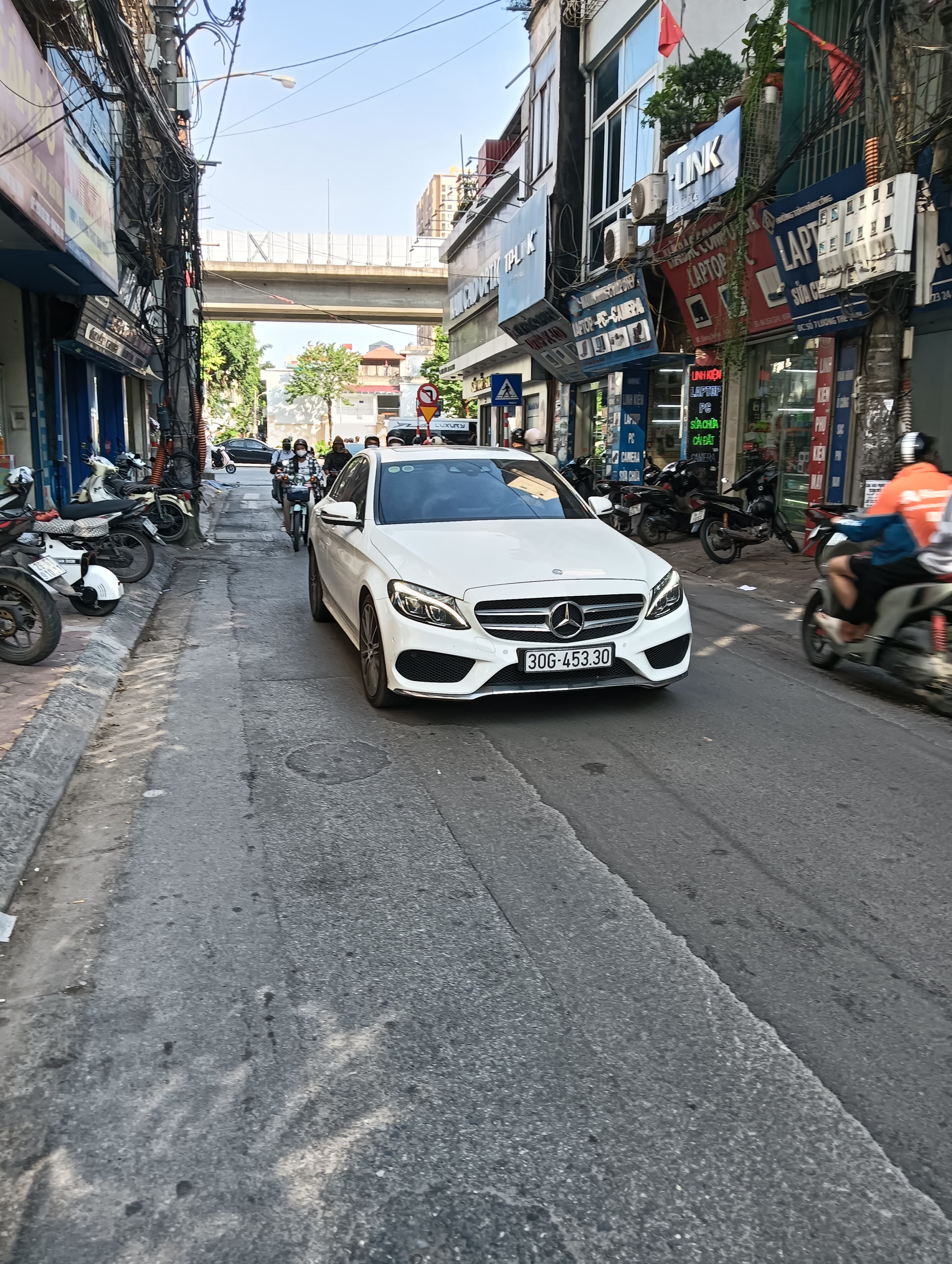 Nhà đất mặt phố, Nam Từ Liêm, Hà Nội - 43m² giá 6.85 tỷ