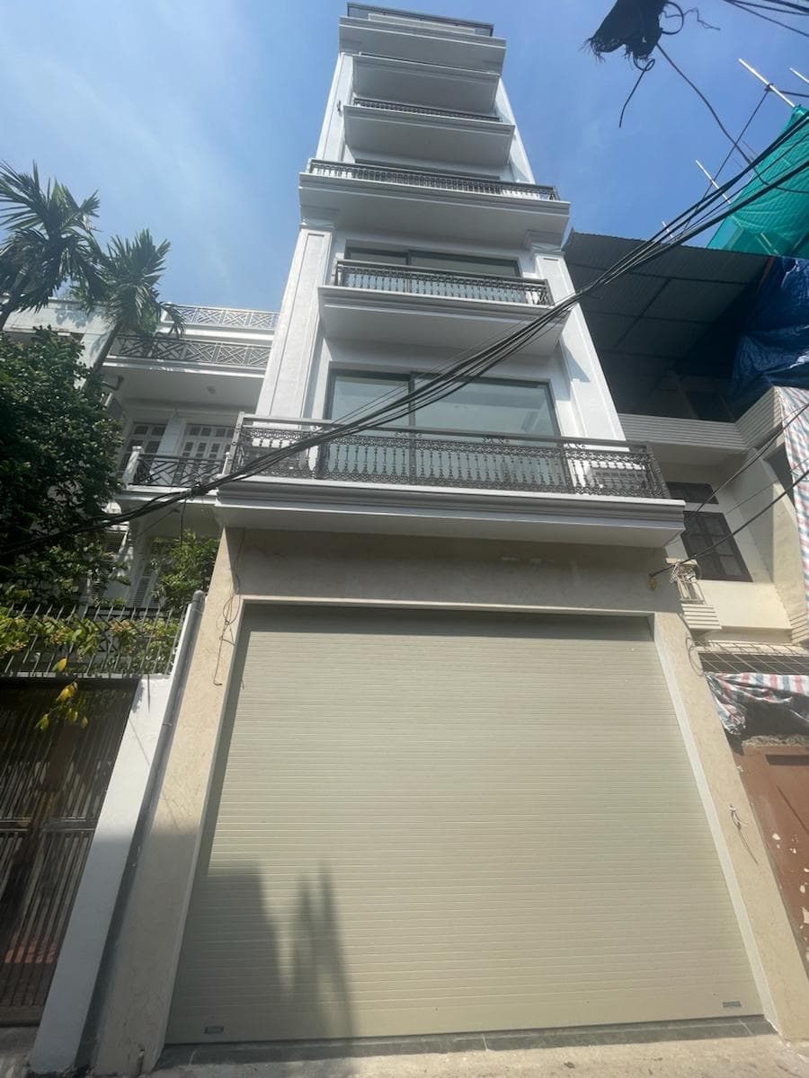 Nhà đất mặt phố, Đống Đa, Hà Nội - 64m² giá 38.3 tỷ