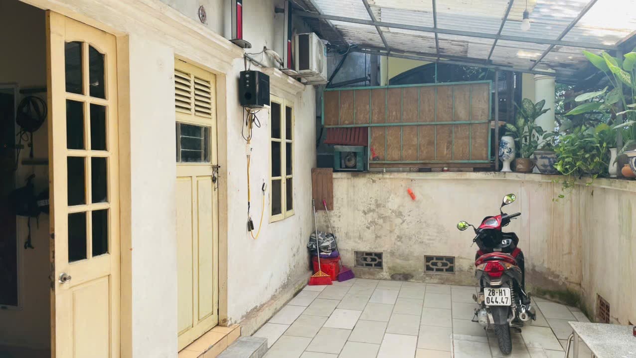 Nhà đất mặt phố, Tây Hồ, Hà Nội - 90m² giá 23.5 tỷ