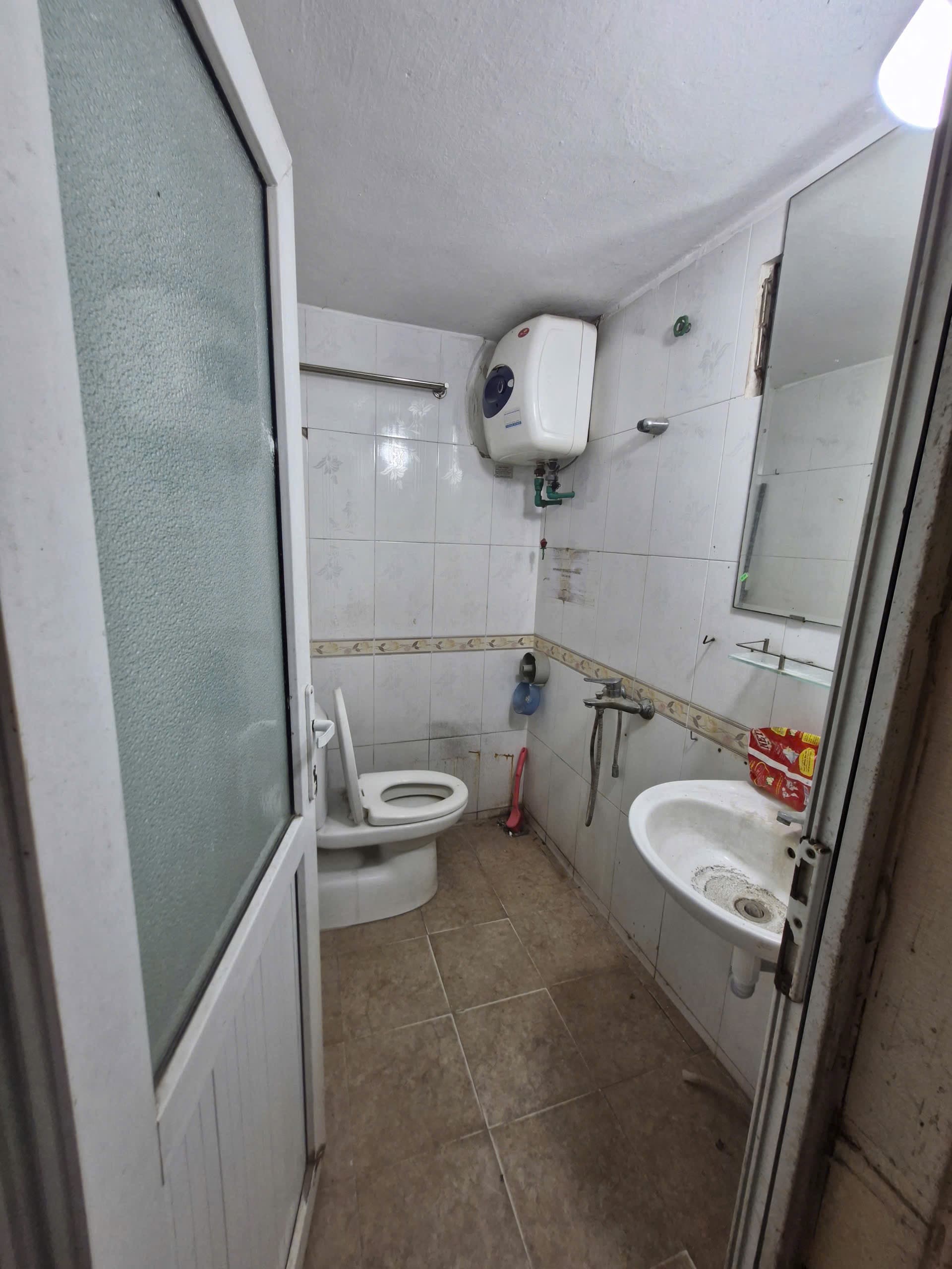 Nhà đất mặt phố, Hoàn Kiếm, Hà Nội - 37m² giá 21.5 tỷ