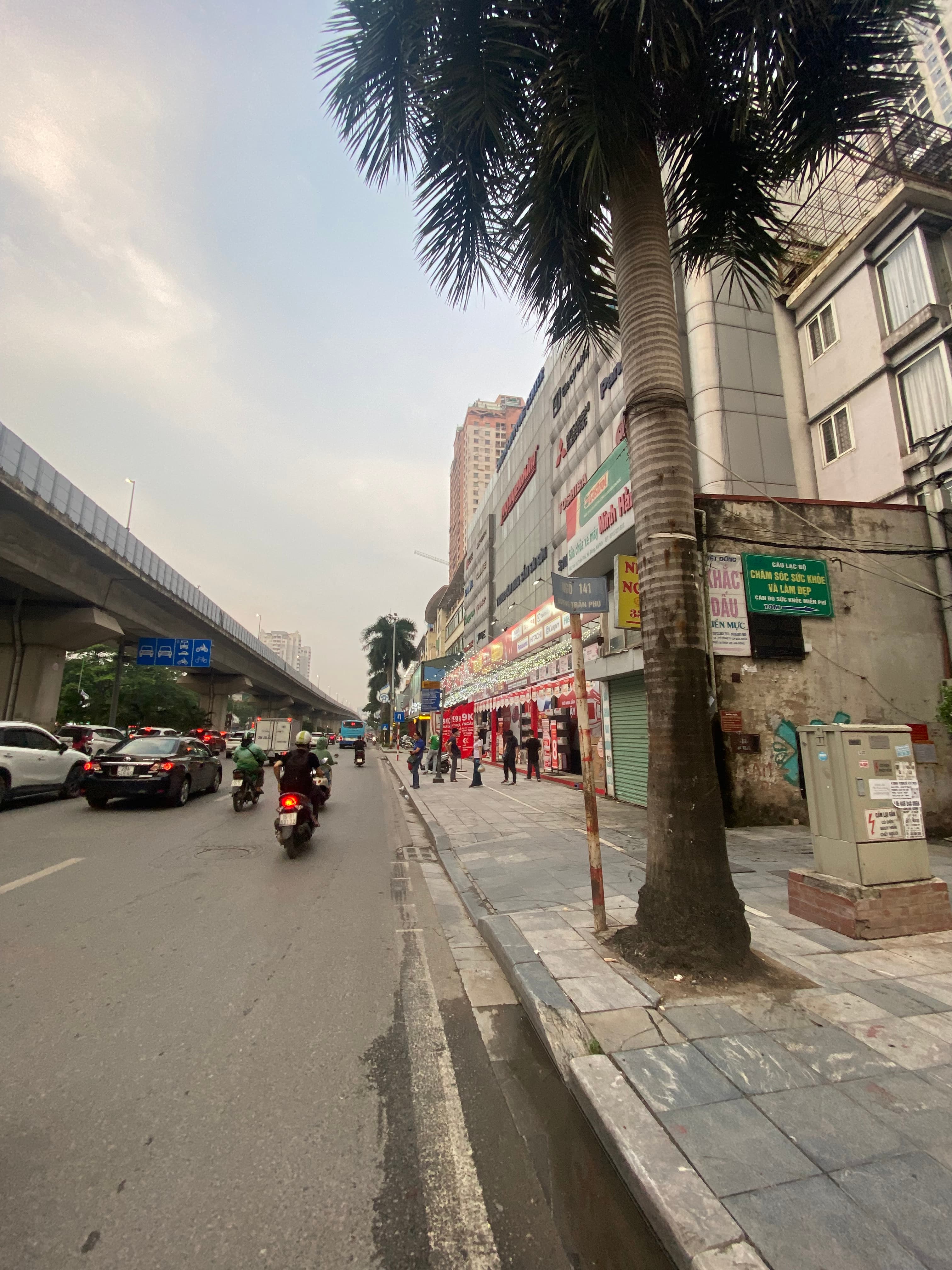 Nhà đất mặt phố, Hà Đông, Hà Nội - 37m² giá 10.9 tỷ