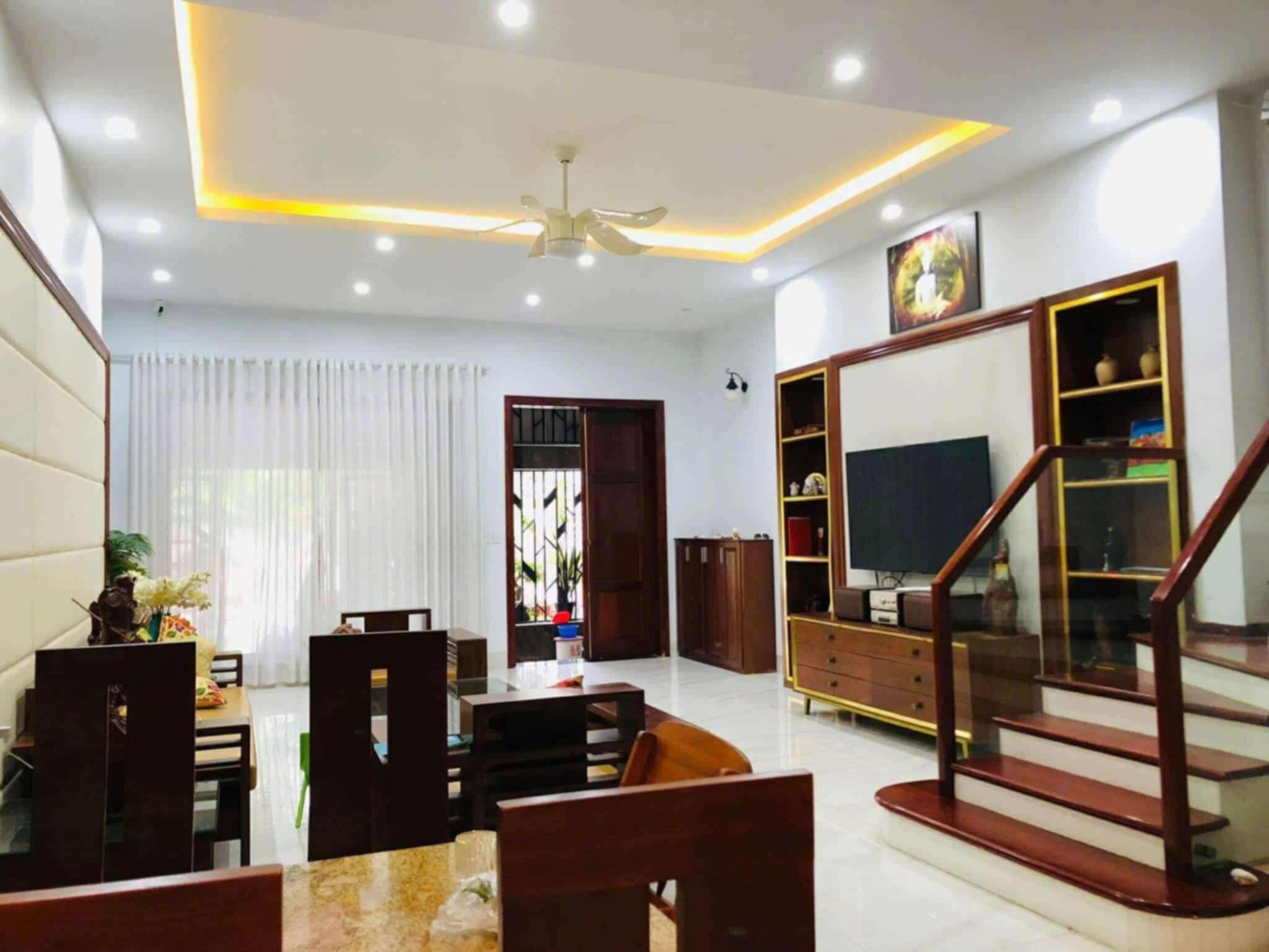 Nhà đất mặt phố, Nam Từ Liêm, Hà Nội - 90m² giá 21 tỷ