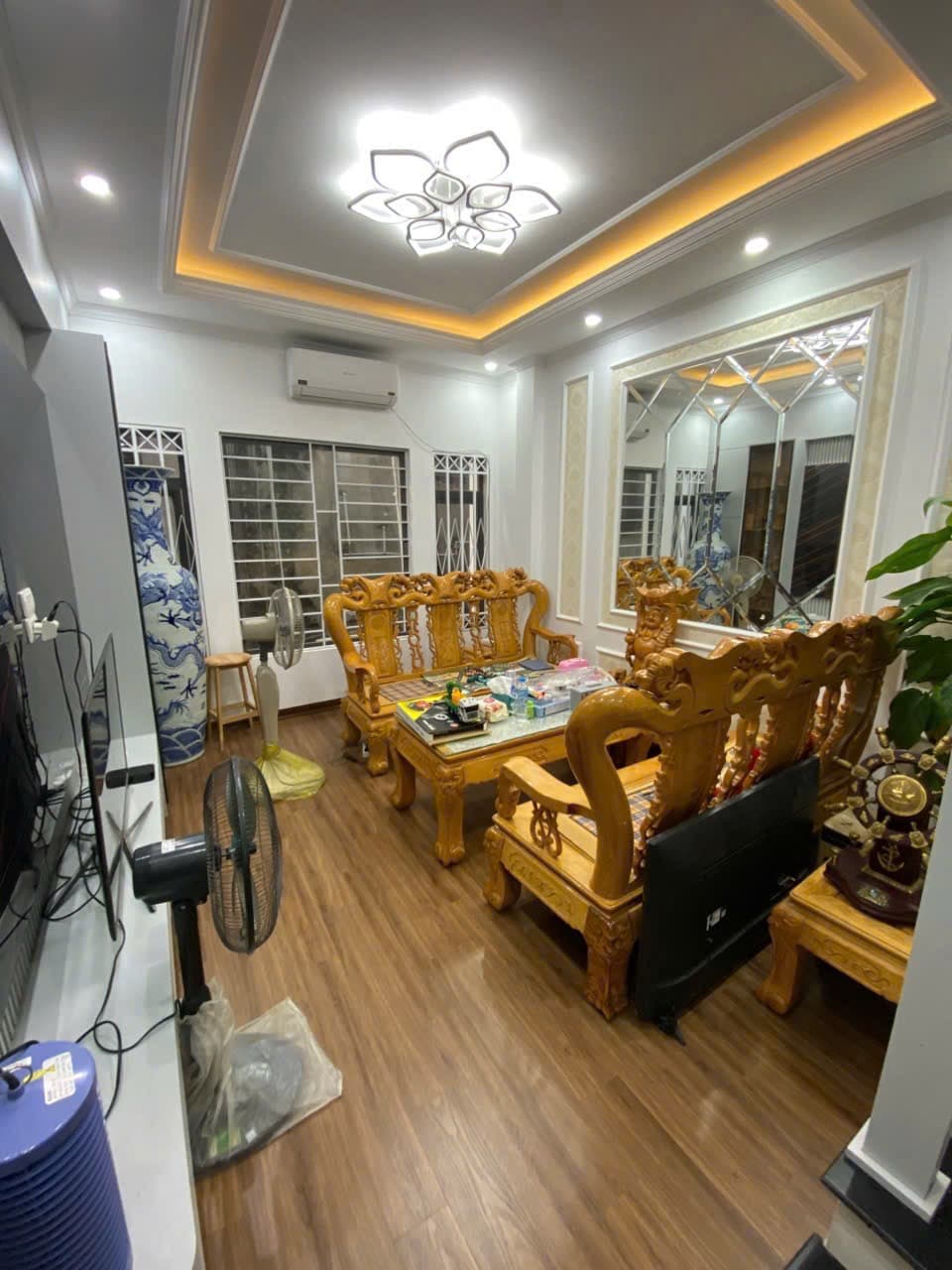 Nhà đất mặt phố, Thanh Xuân, Hà Nội - 38m² giá 11.7 tỷ
