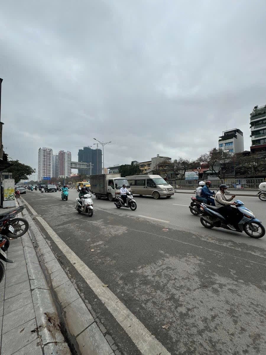 Nhà đất mặt phố, Hoàng Mai, Hà Nội - 21m² giá 7 tỷ