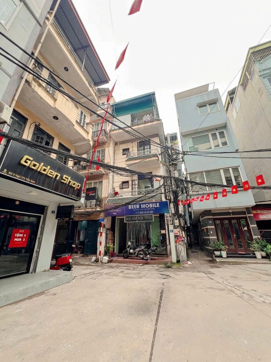 Nhà đất mặt phố, Đống Đa, Hà Nội - 64m² giá 35 tỷ