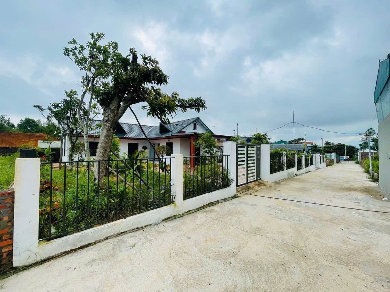 Nhà đất mặt phố, Sóc Sơn, Hà Nội - 300m² giá 2.65 tỷ